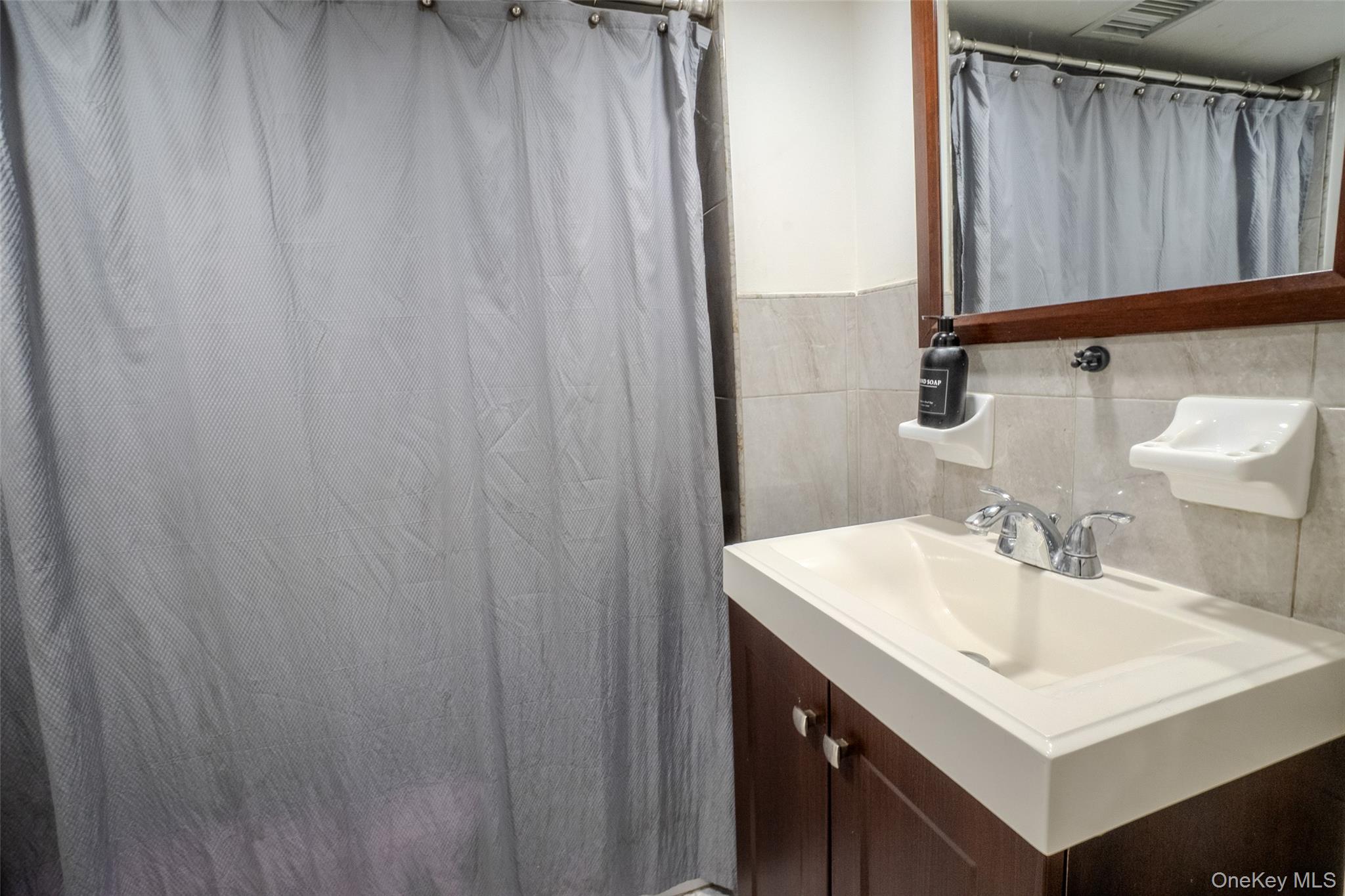 749 Vincent Avenue – For Sale photo 11