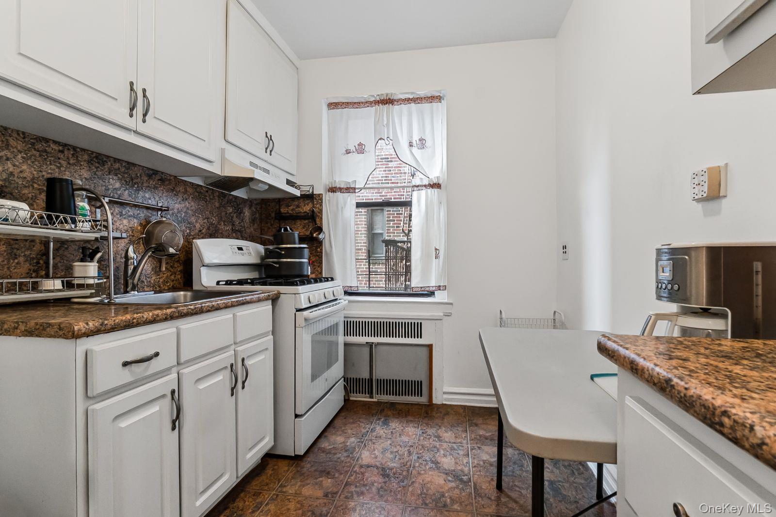 43-01 46th Street, Unit 4-A photo 5