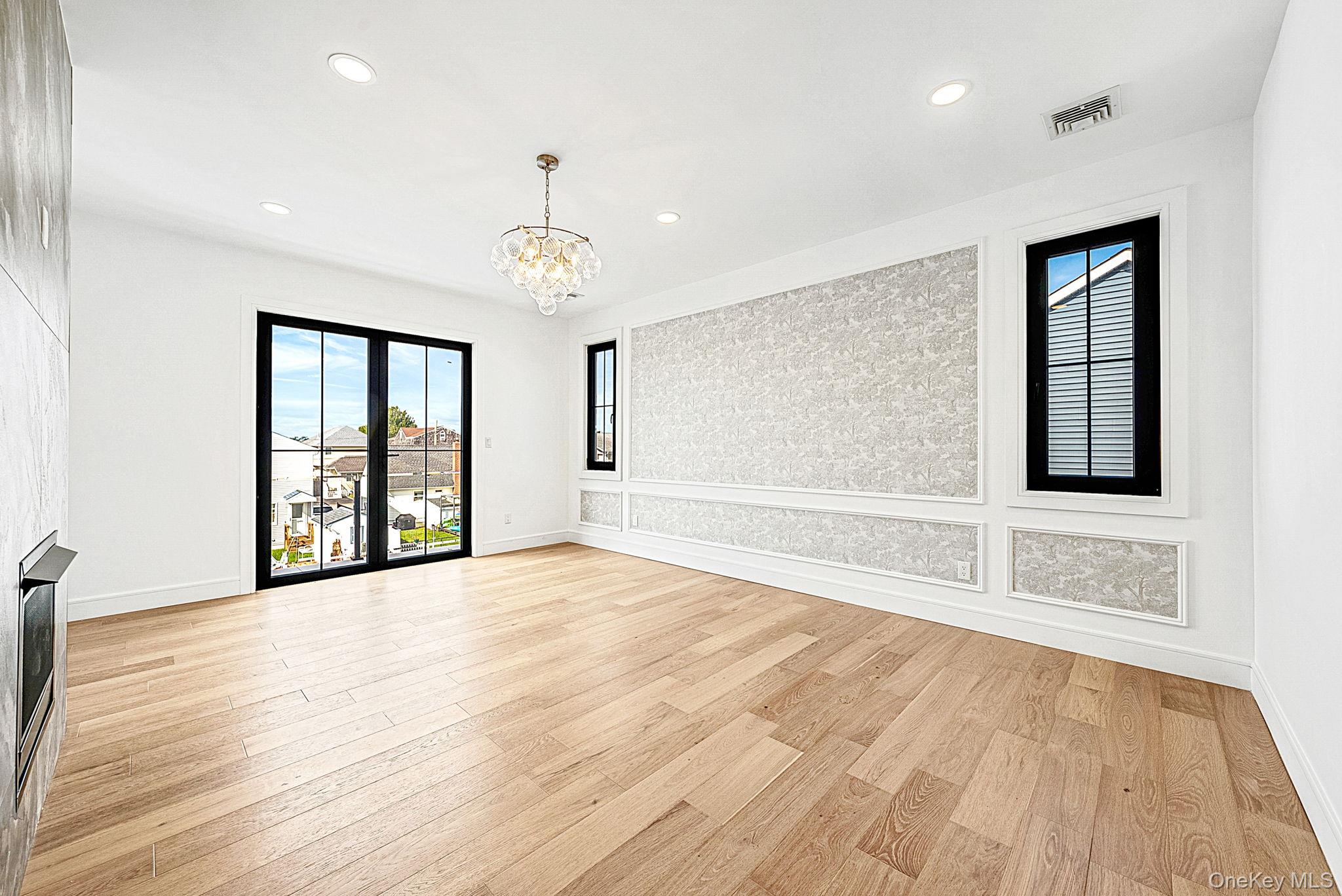 24 Midway Street – For Sale photo 19