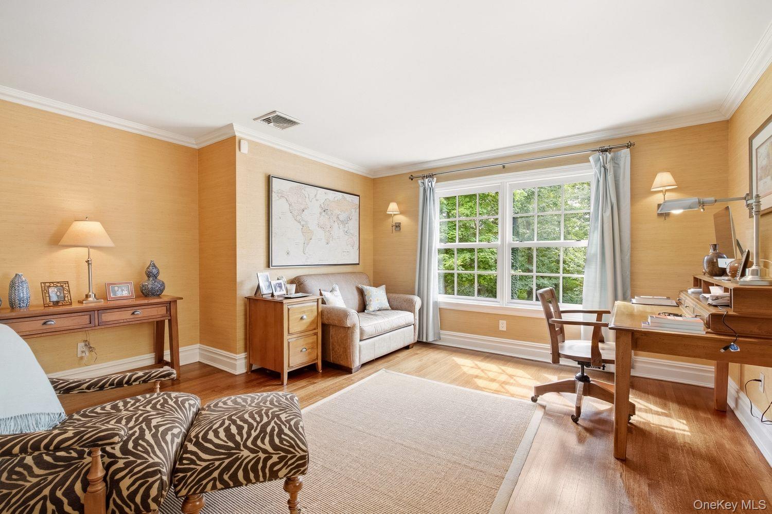 8 Fiddlers Green Drive – For Sale photo 12
