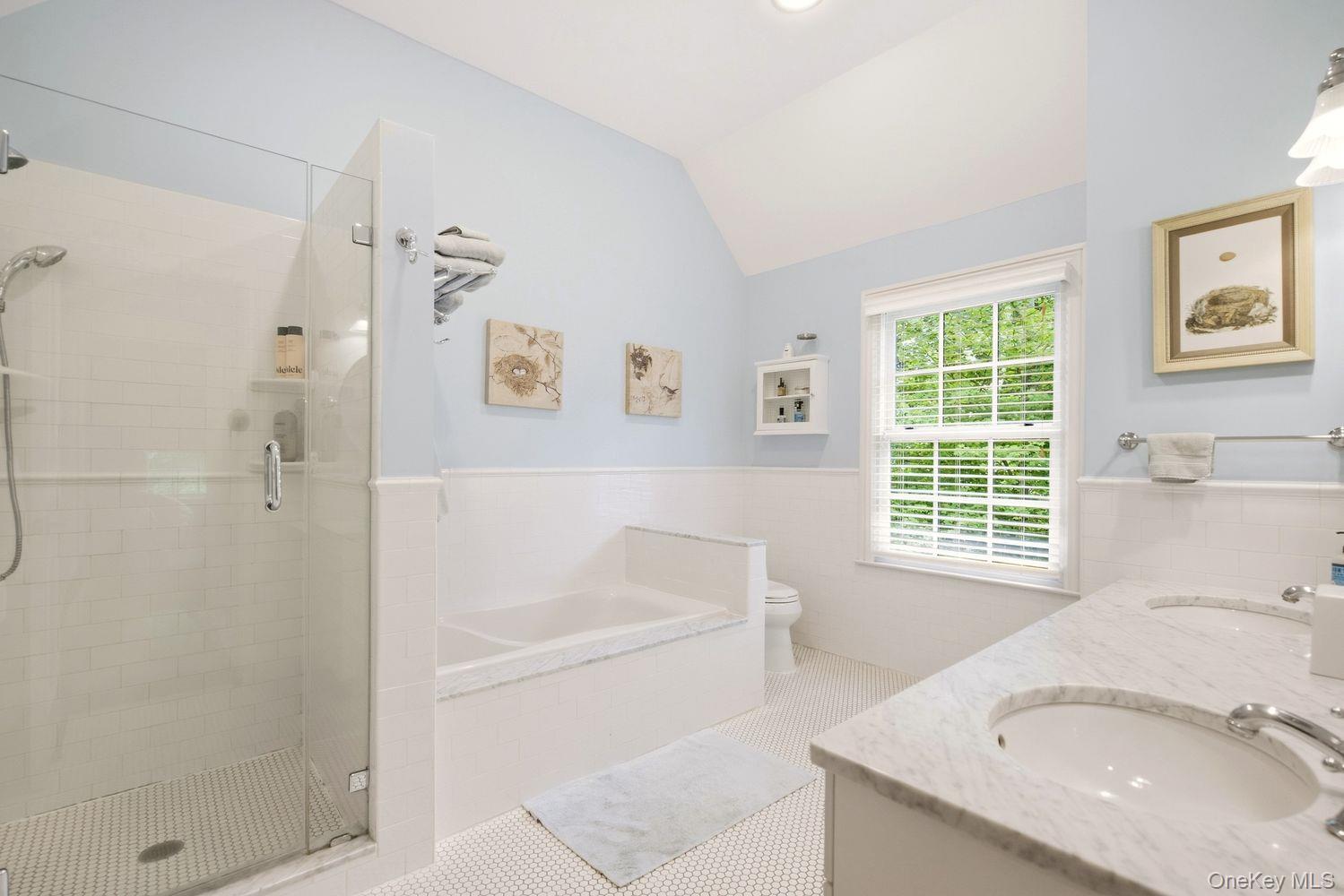8 Fiddlers Green Drive – For Sale photo 21