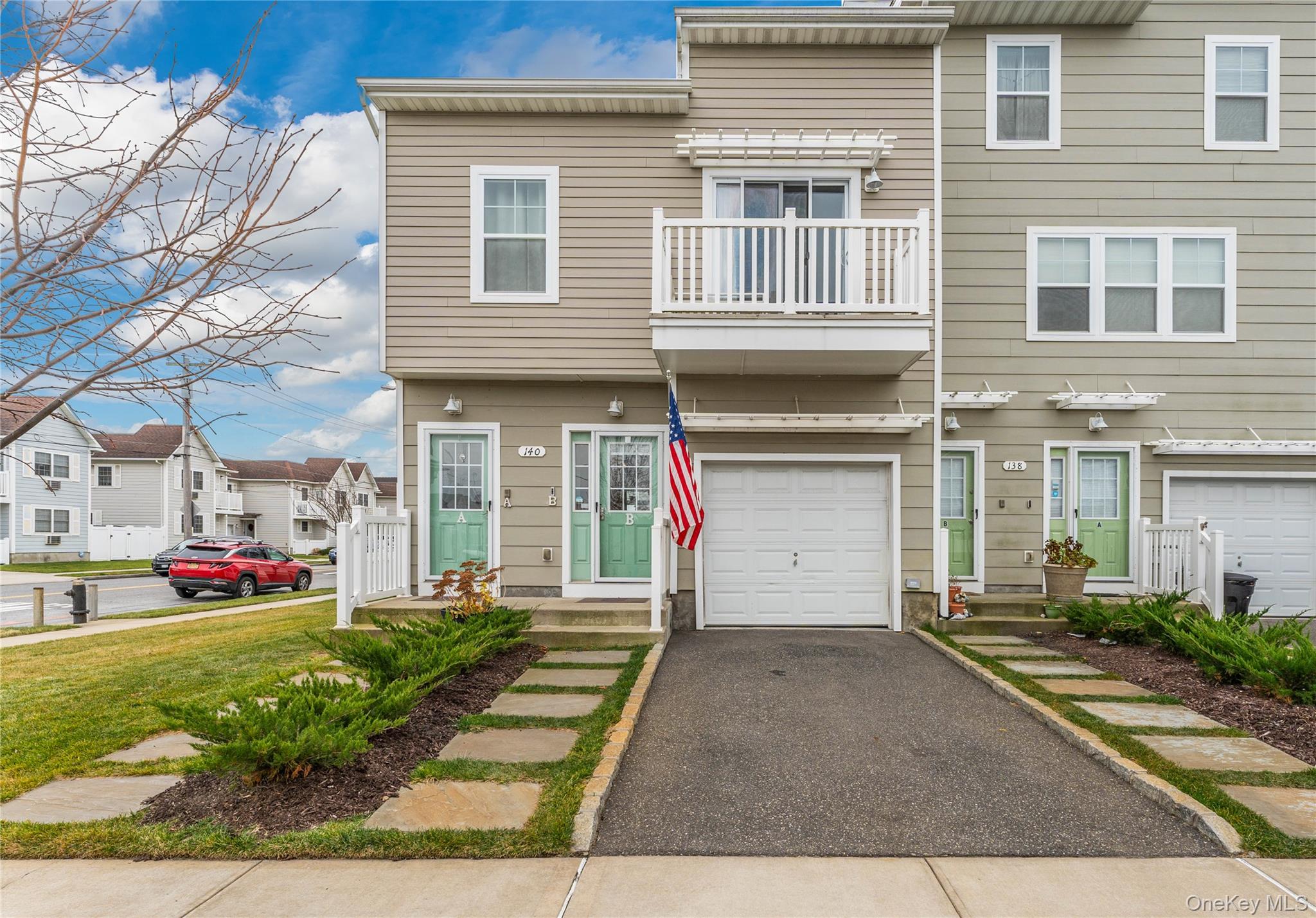 140 Compass Place – For Sale photo 2