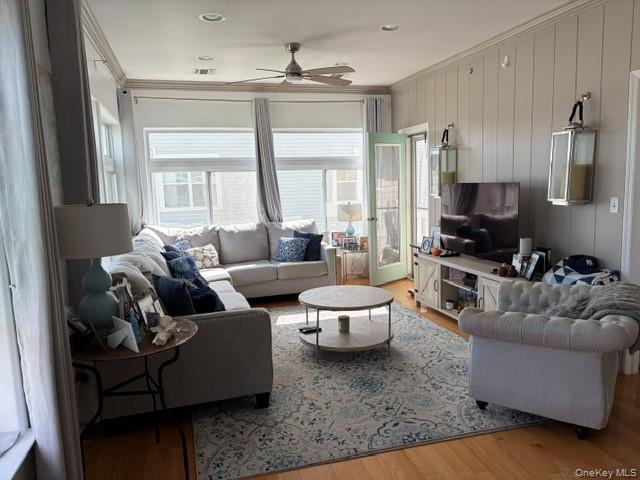140 Compass Place – For Sale photo 3