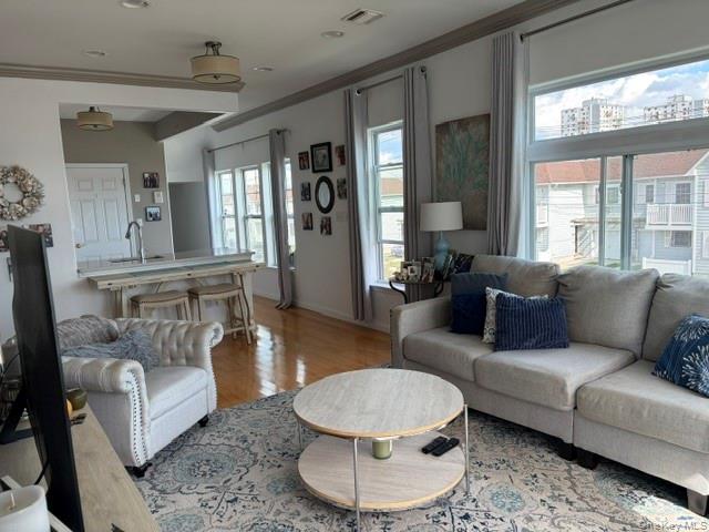 140 Compass Place – For Sale photo 8