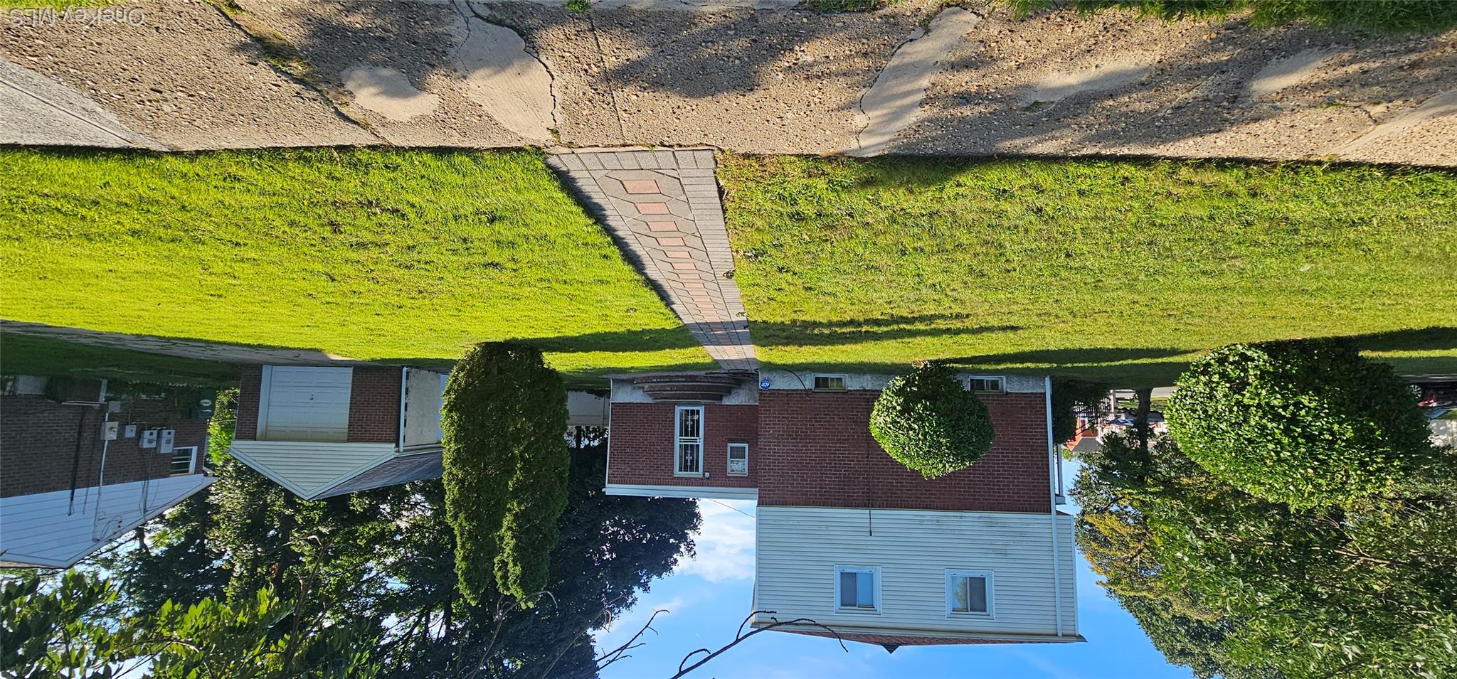 502 Croydon Road – For Sale photo 2
