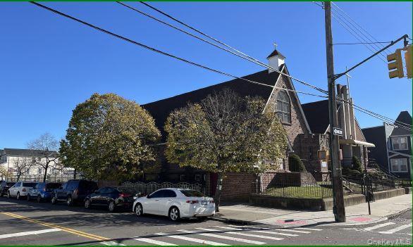 103-10 104 Street – For Sale photo 9