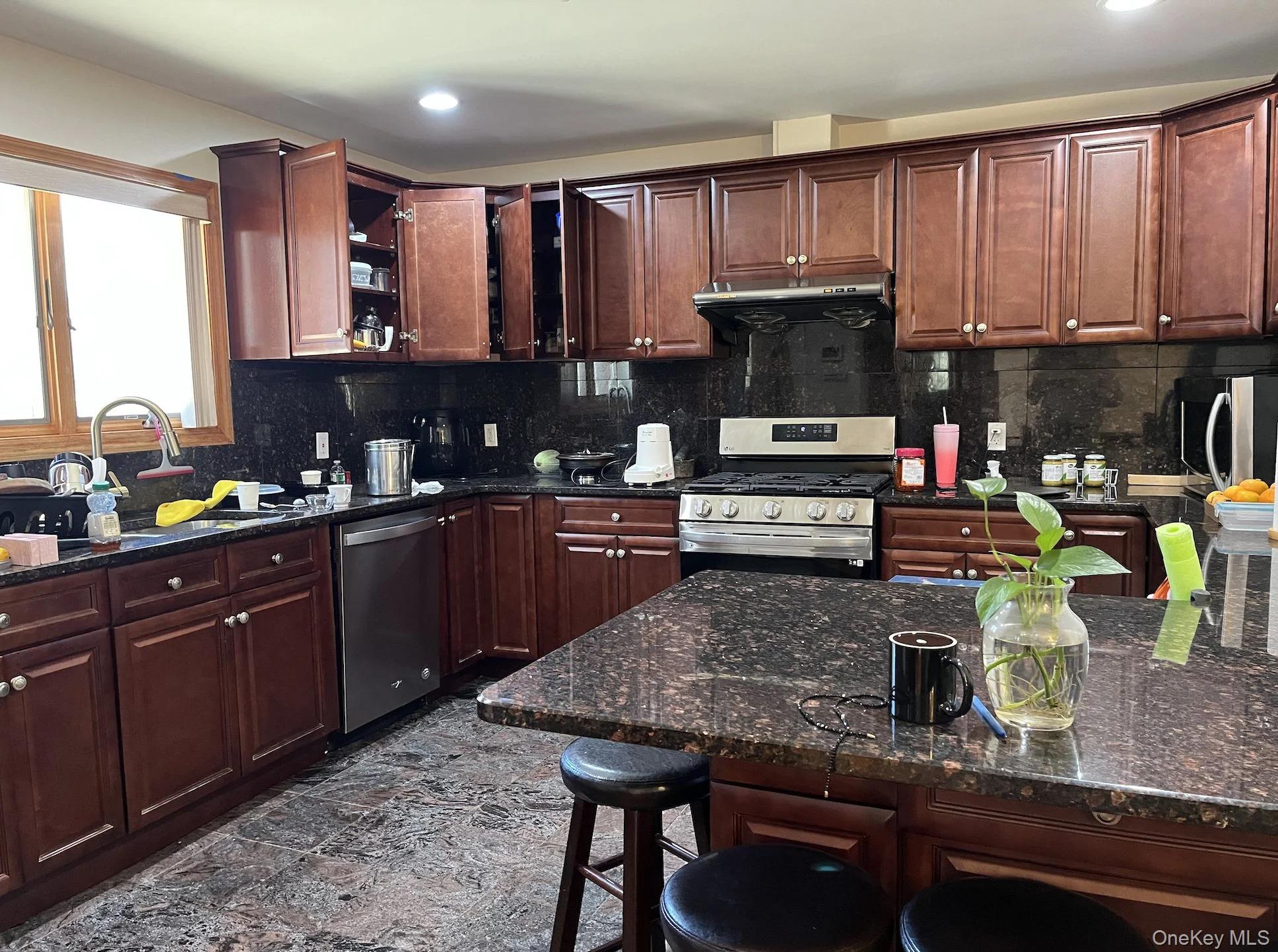 103-10 104 Street – For Sale photo 12