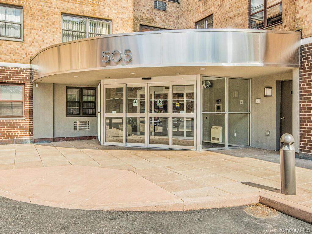505 Central Avenue, Unit 305 photo 2