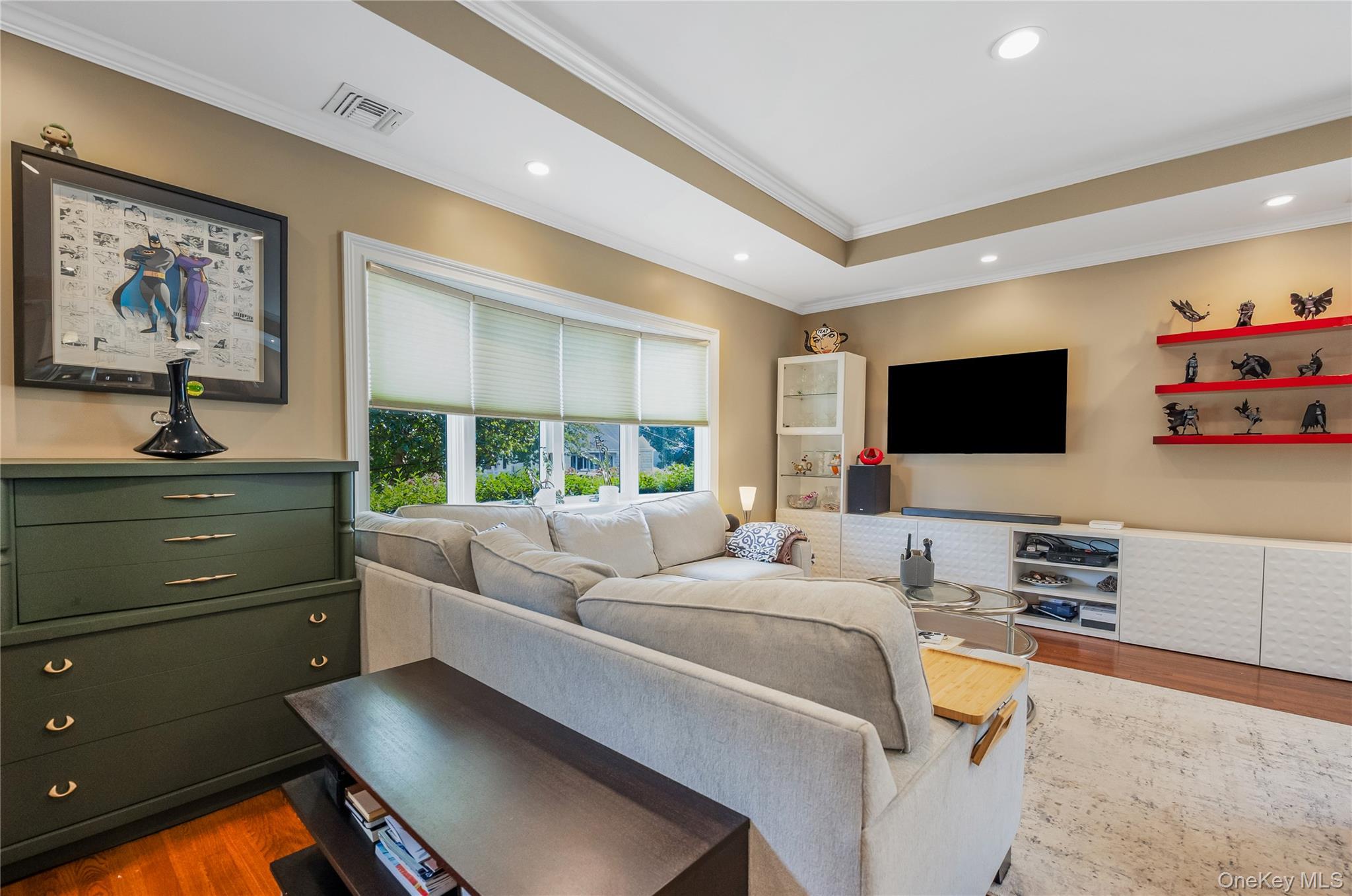 25 Frank Avenue – For Sale photo 8
