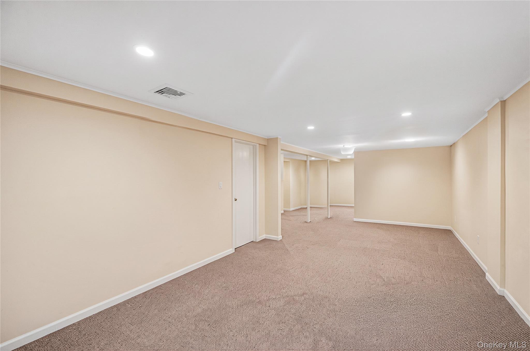 25 Frank Avenue – For Sale photo 21