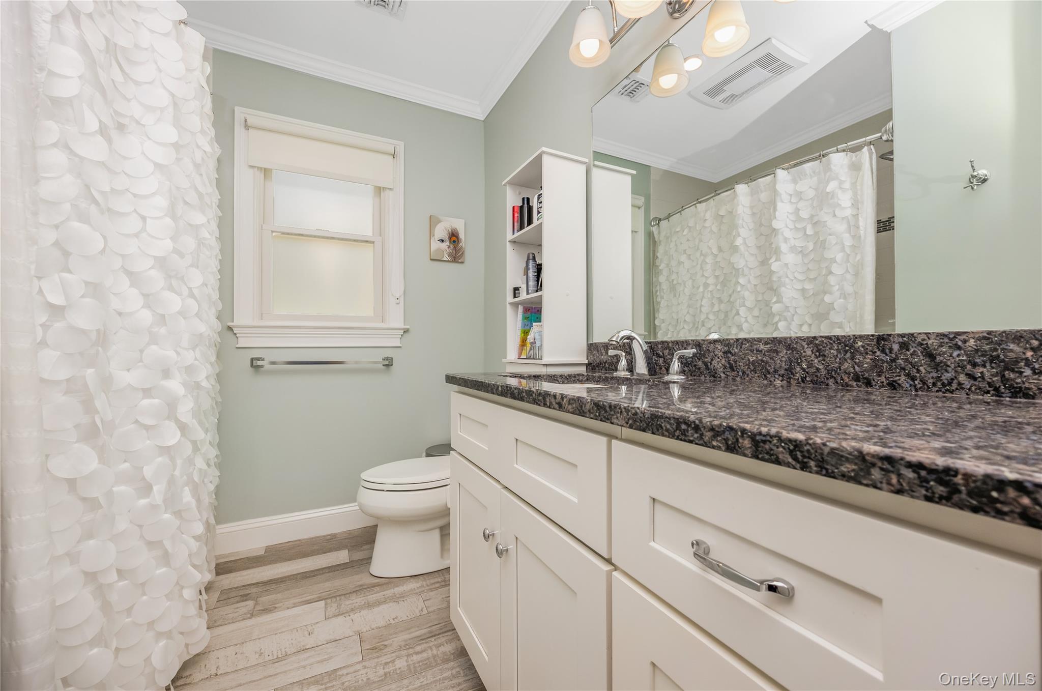 25 Frank Avenue – For Sale photo 19