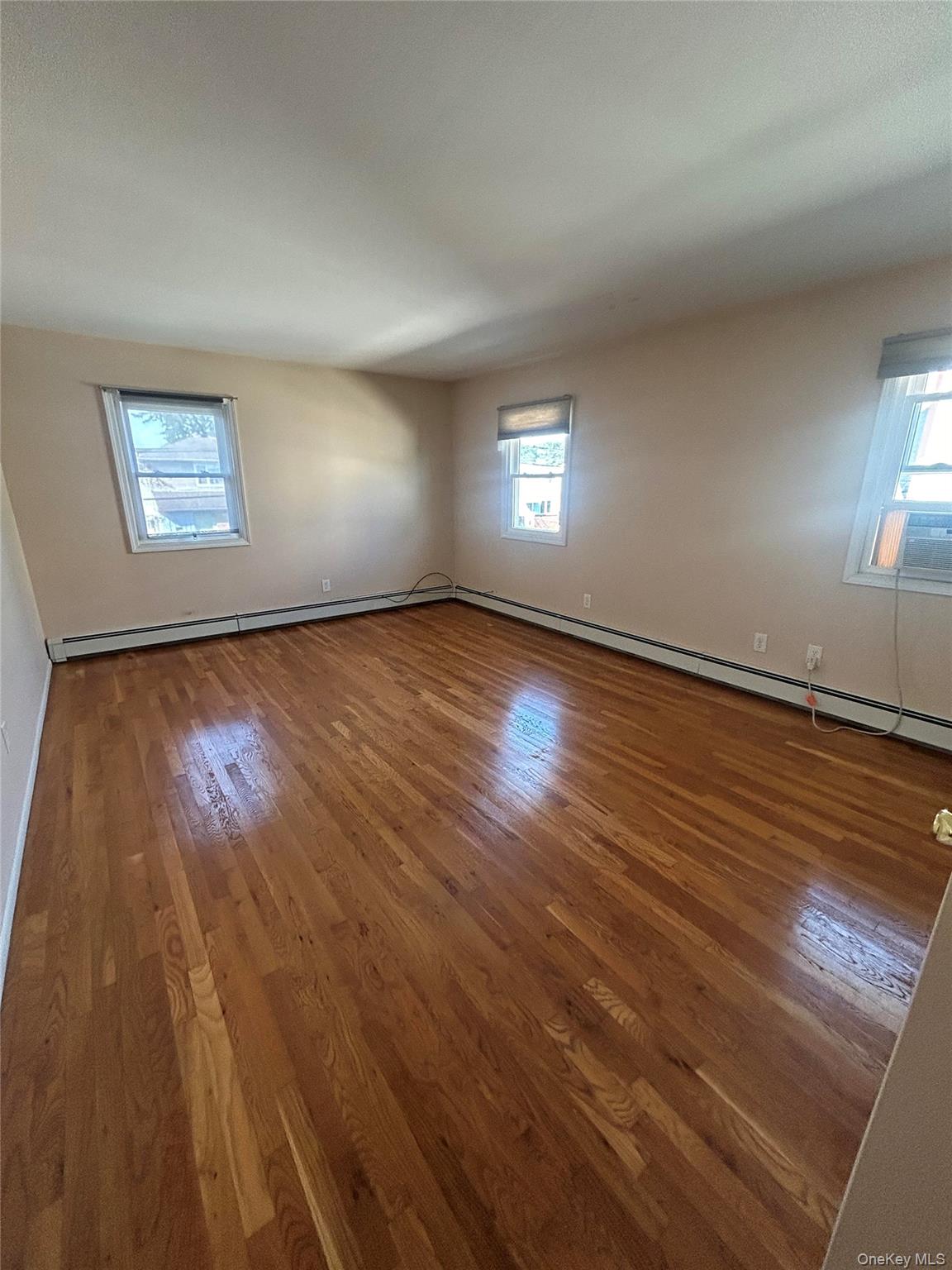 14 Edgewood Road – For Rent photo 8