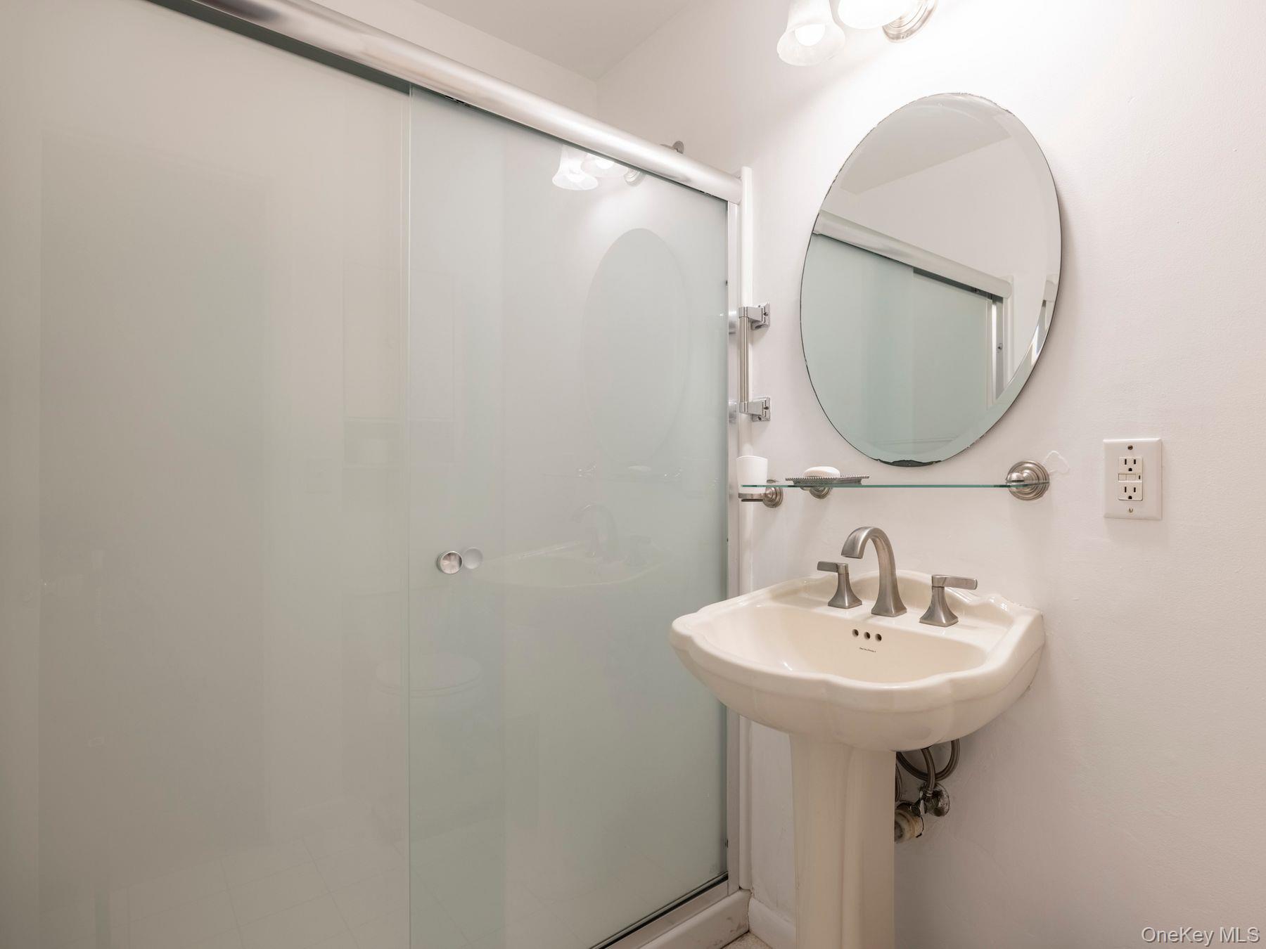 5 Van De Bogart Road – For Sale photo 20