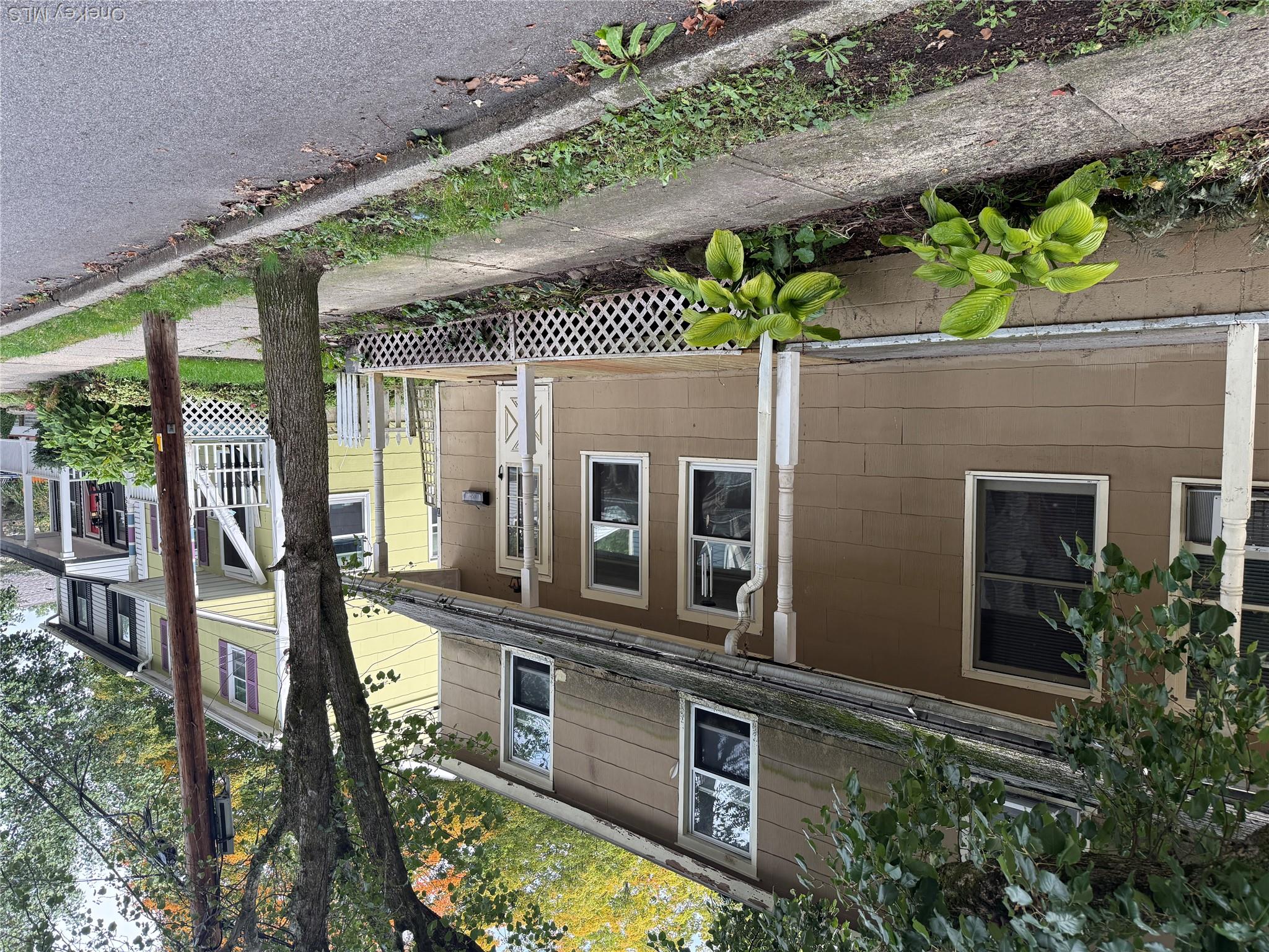 7 Division Street – For Rent photo 2