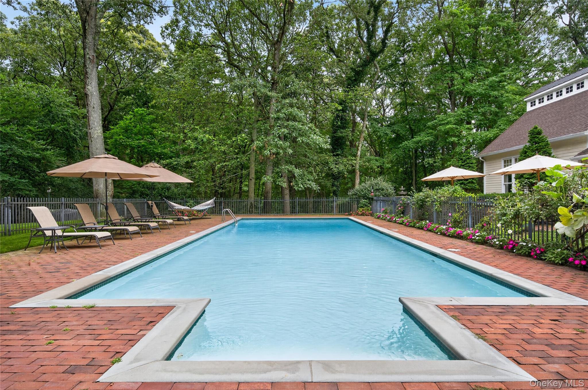 136 Cove Neck Road – For Sale photo 25