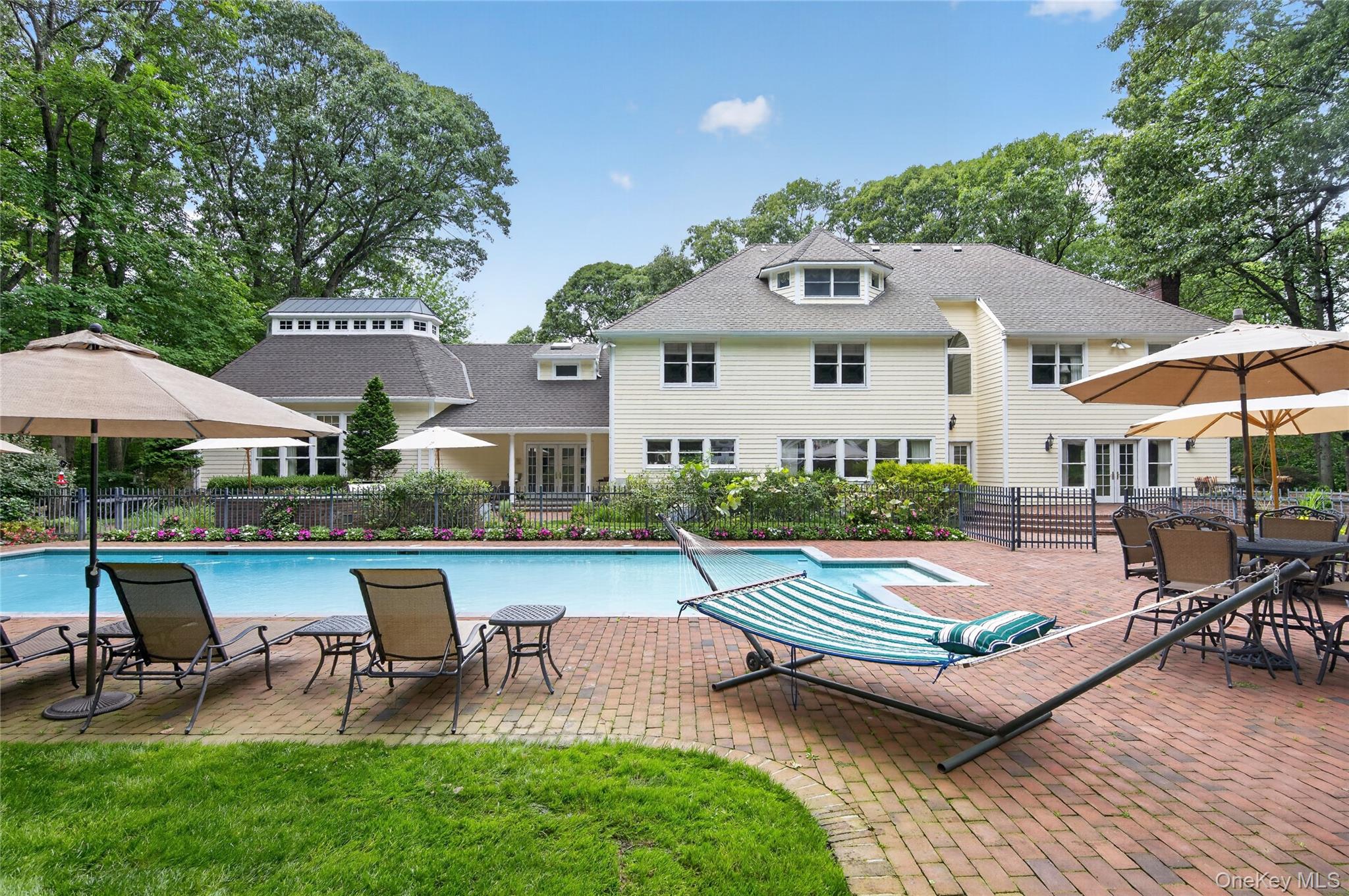136 Cove Neck Road – For Sale photo 21