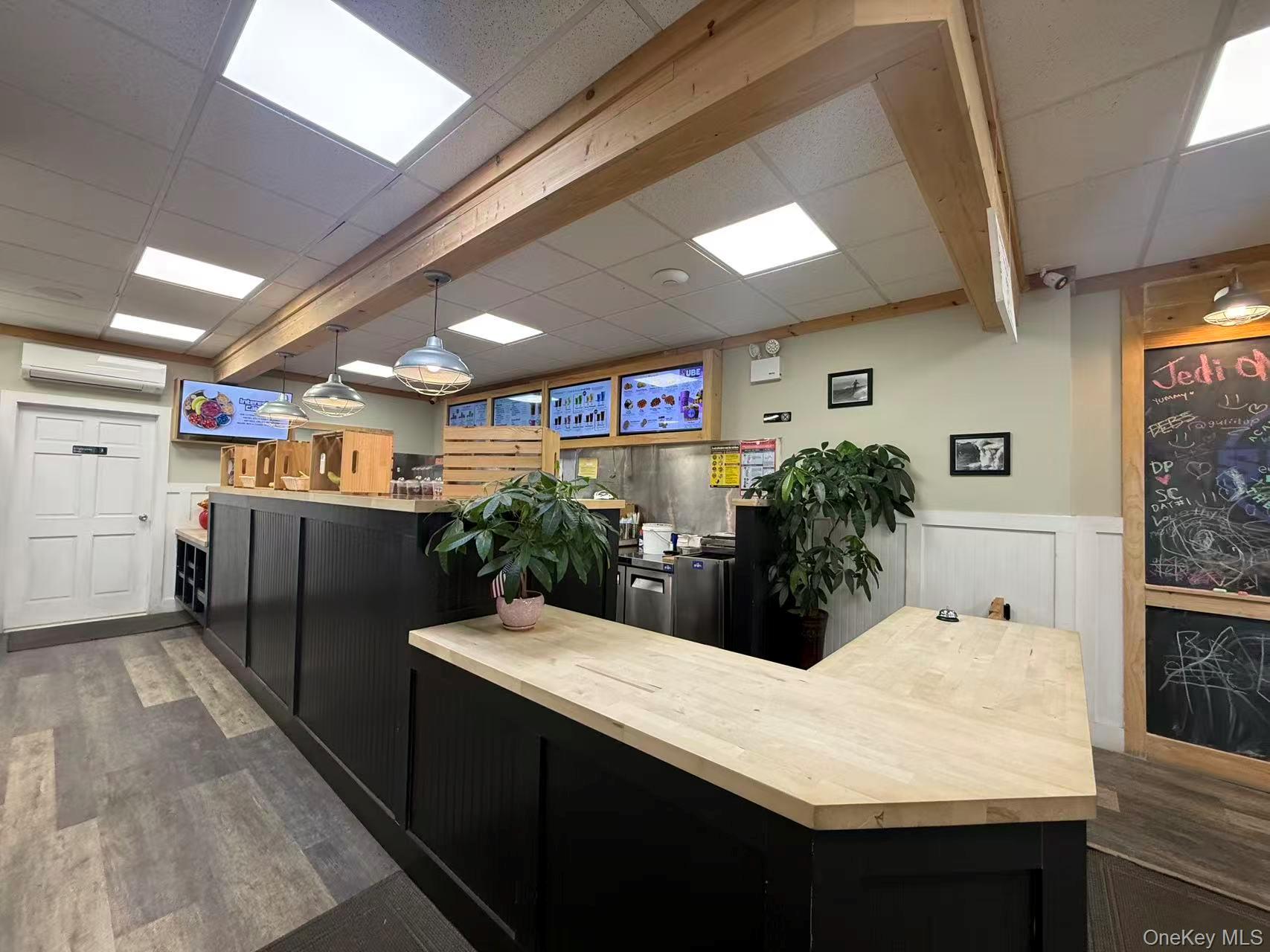 3922 Bell Boulevard – For Sale
