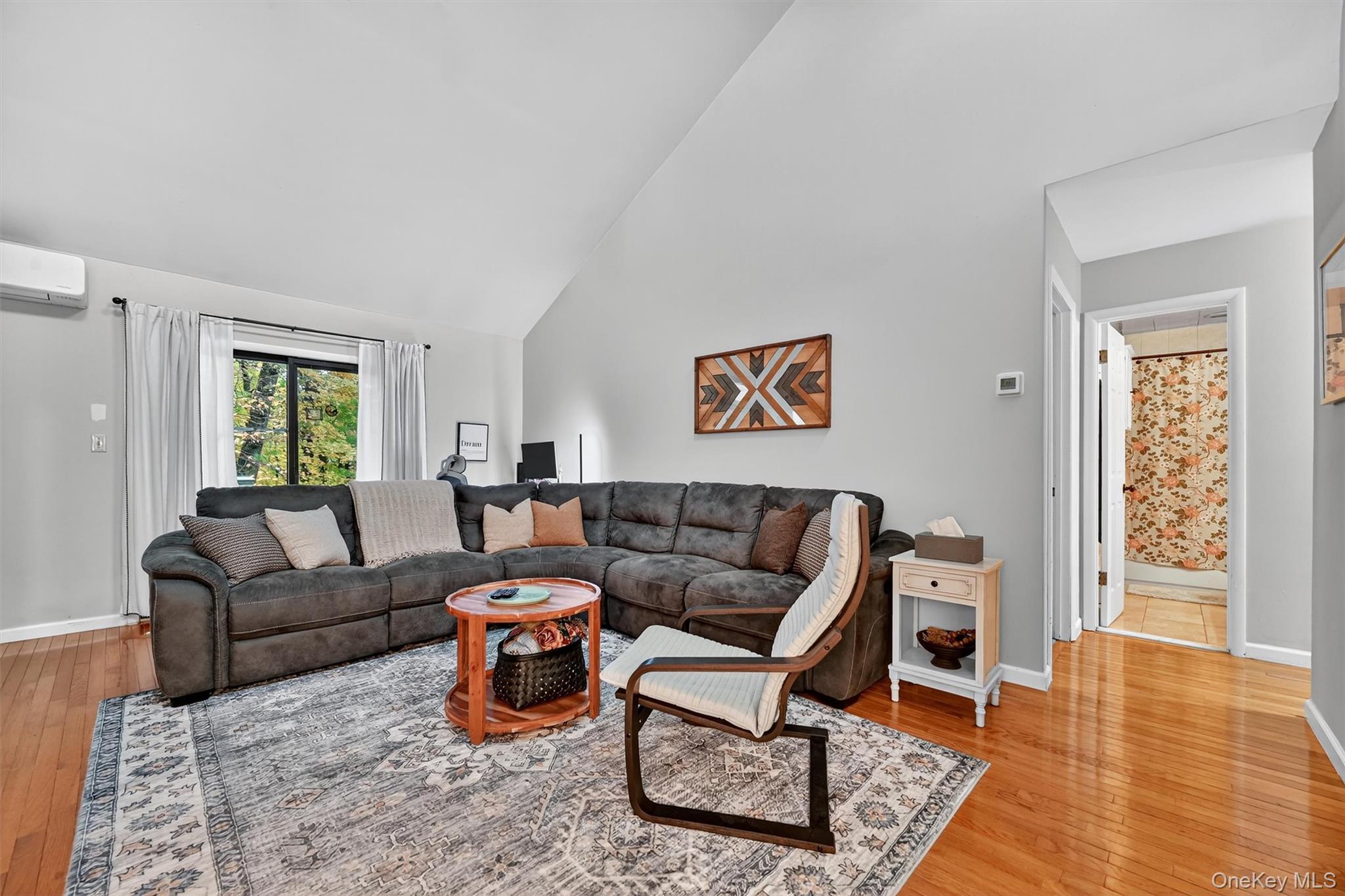 41 Berwynn Road, Unit 2D photo 11