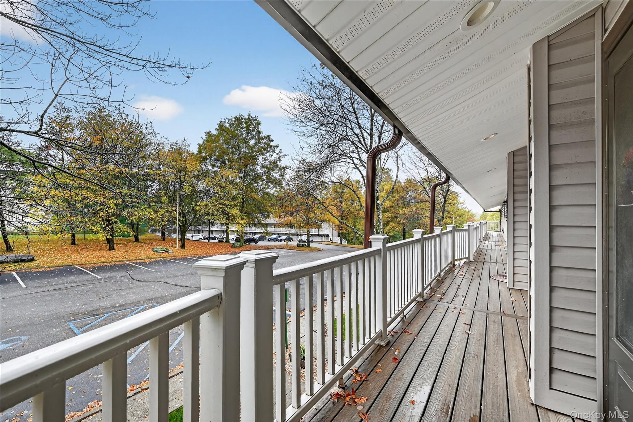 41 Berwynn Road, Unit 2D photo 6