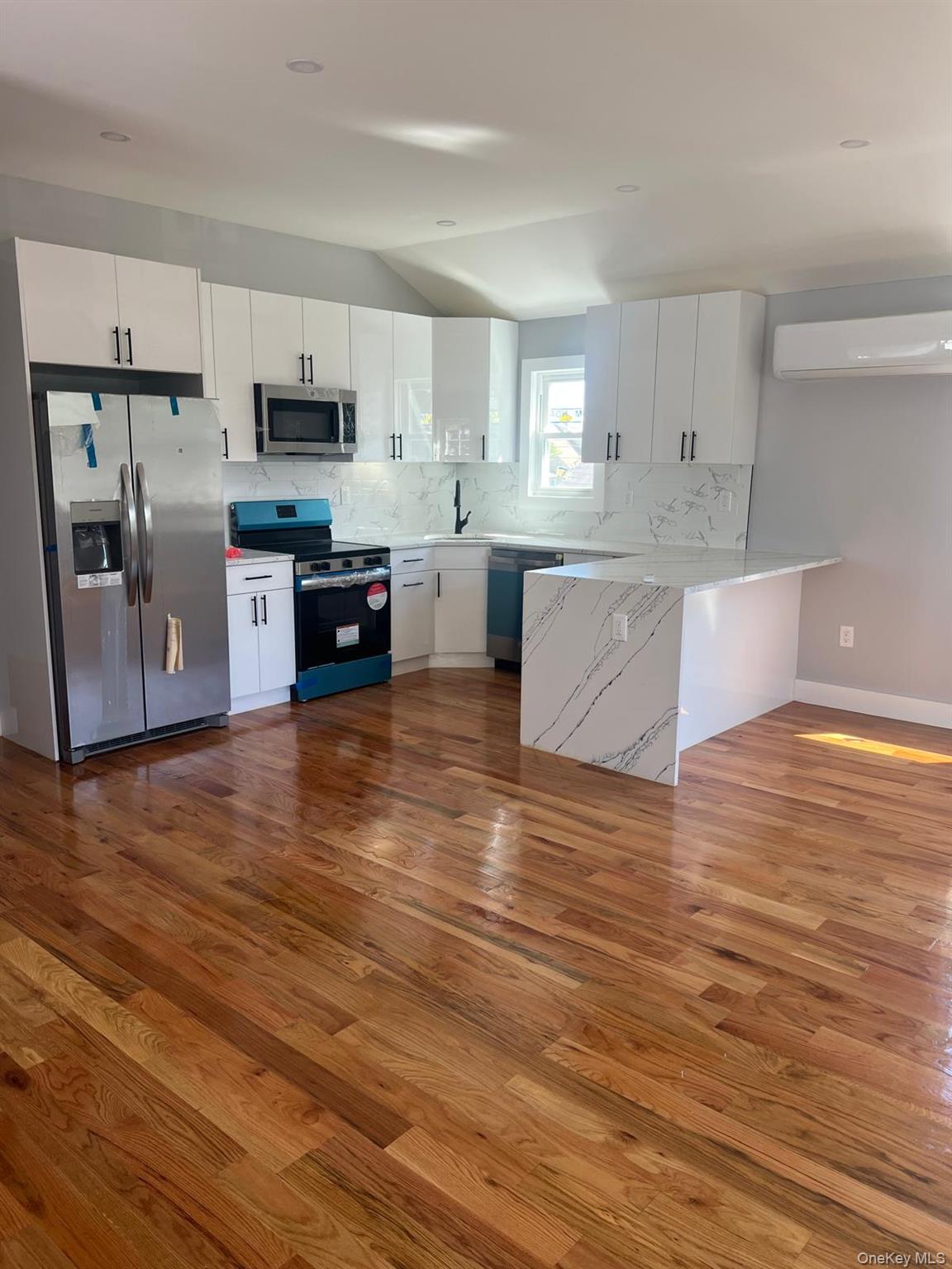 145-11 167th Street – For Rent photo 4