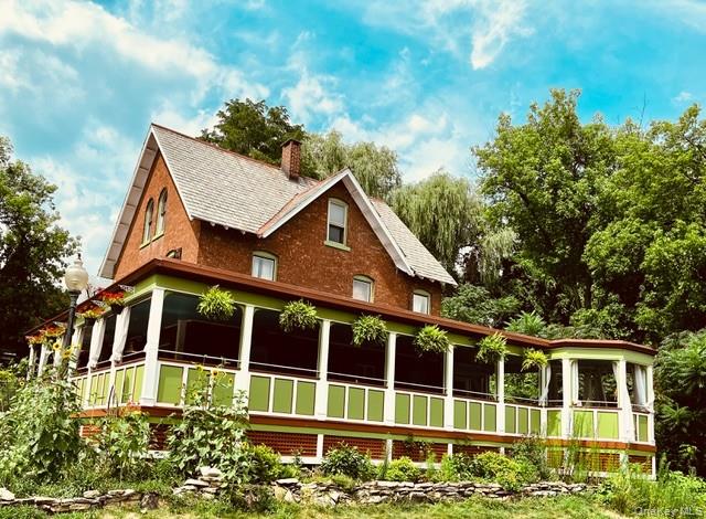 1 York – For Sale photo 14