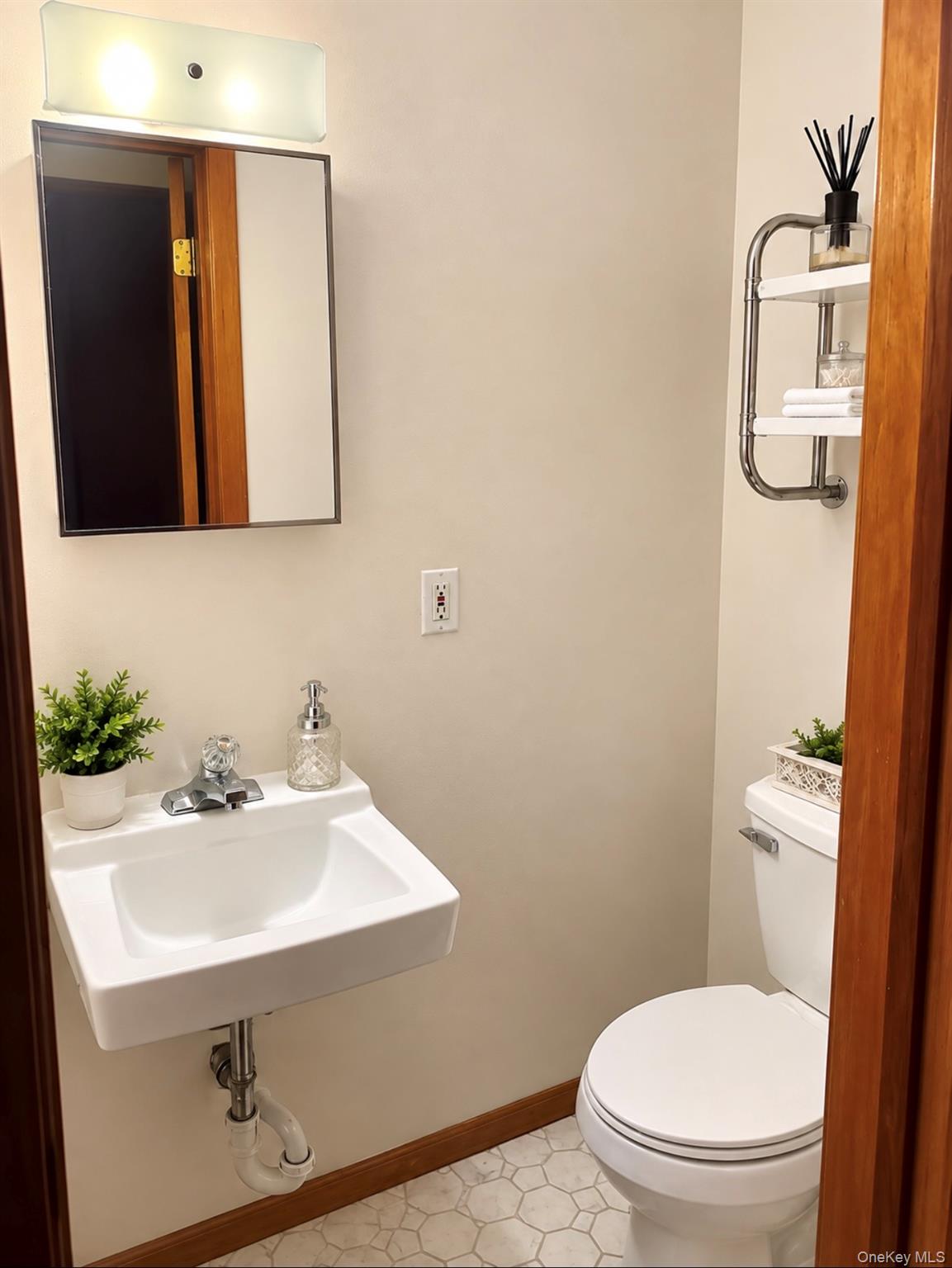 200 South Road – For Sale photo 10