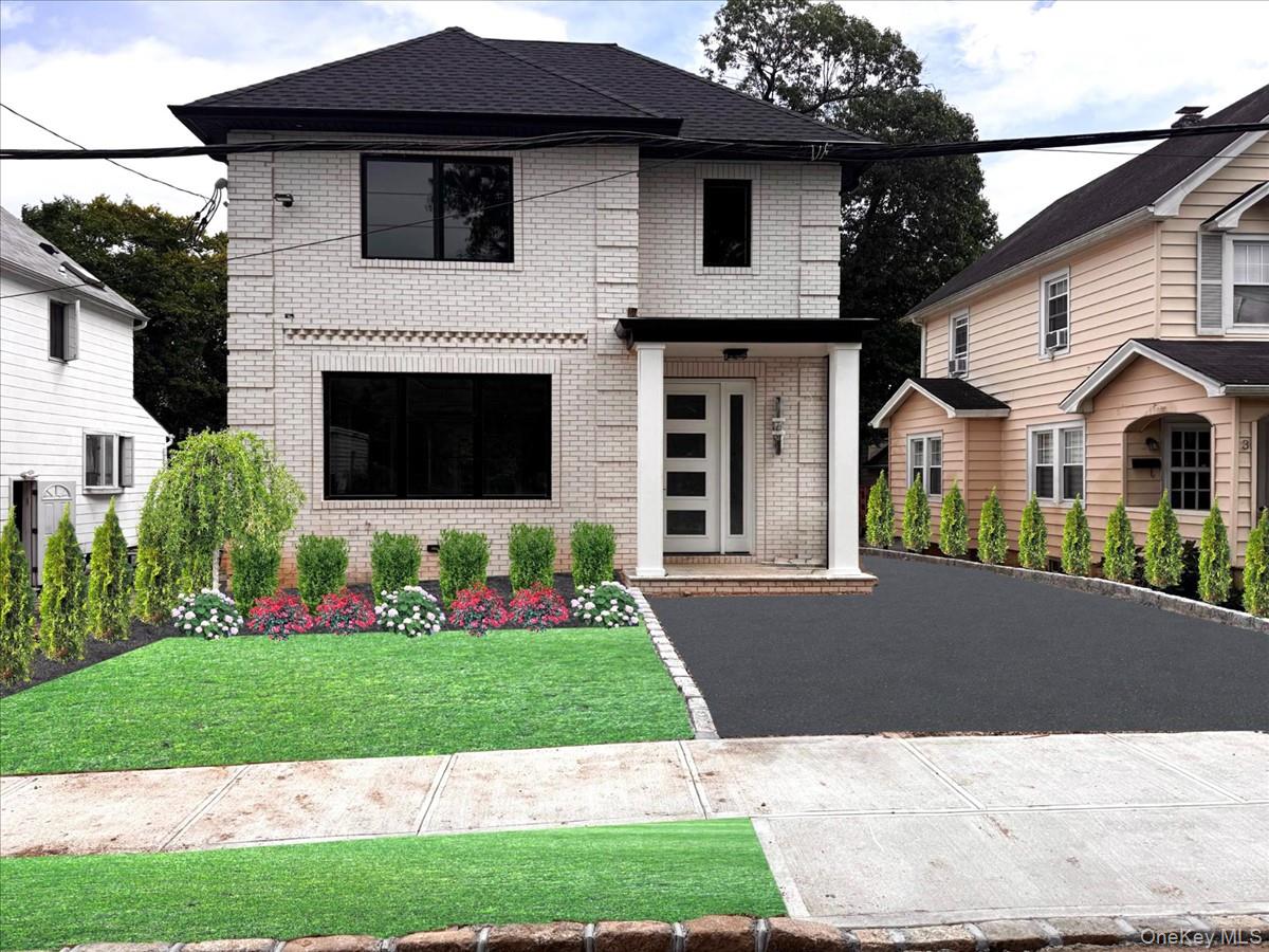 7 Floyd – For Sale photo 2