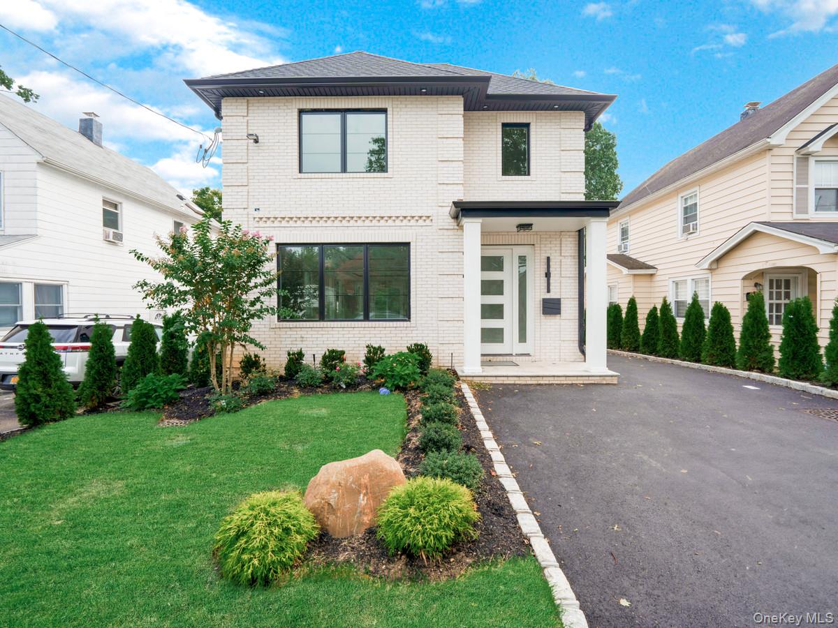 7 Floyd – For Sale