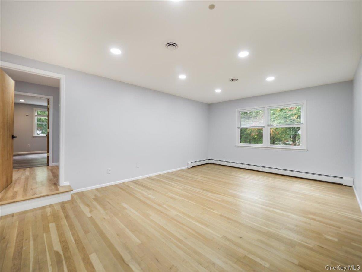 2 Enterprise Court – For Rent photo 25