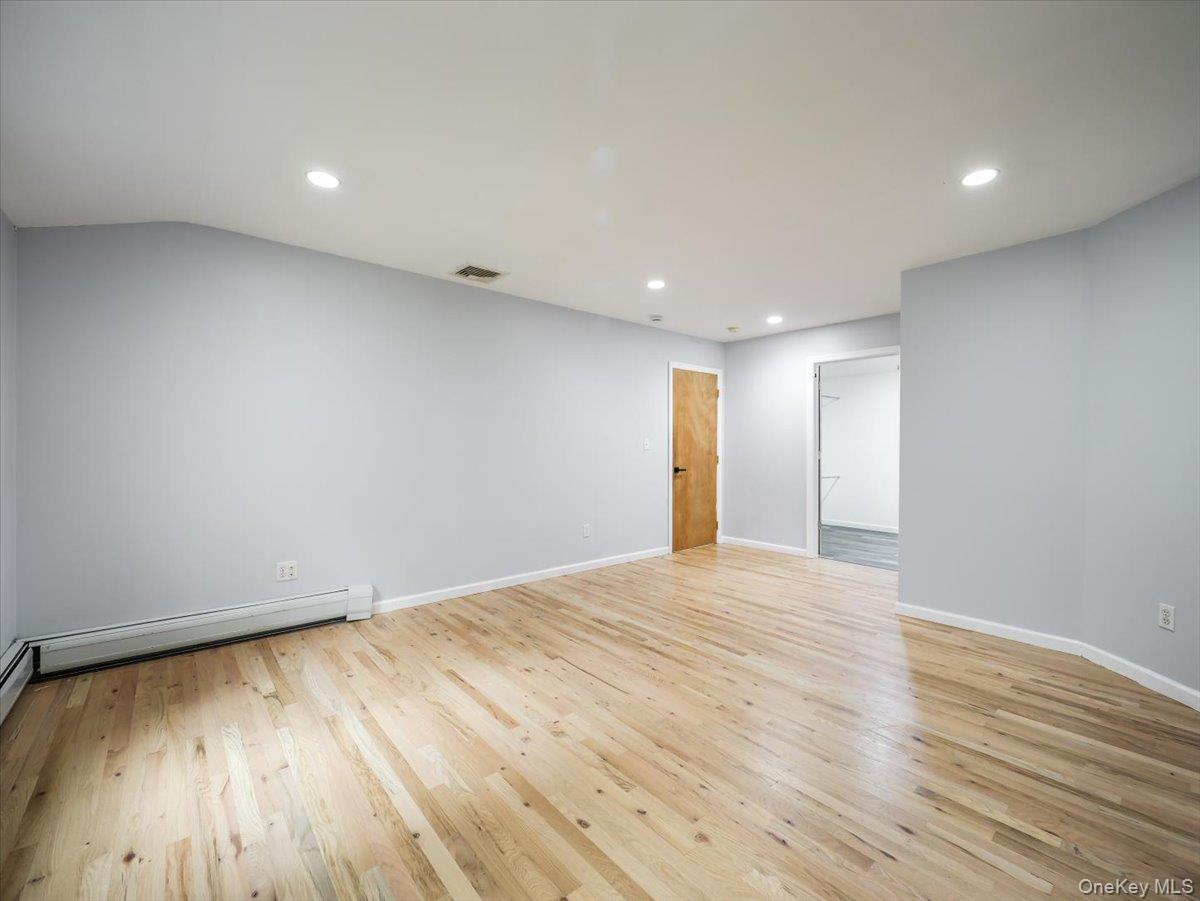 2 Enterprise Court – For Rent photo 30