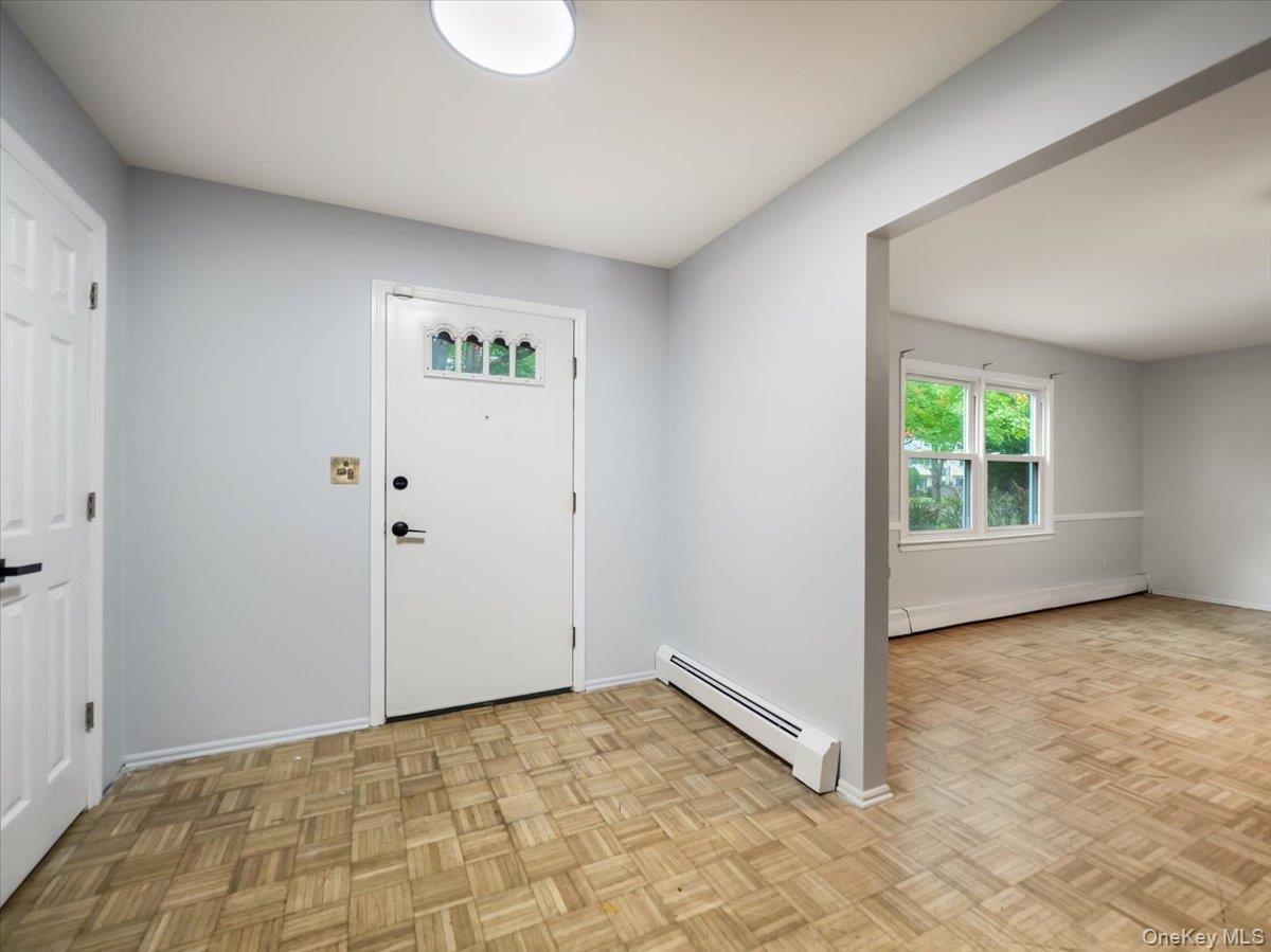 2 Enterprise Court – For Rent photo 4