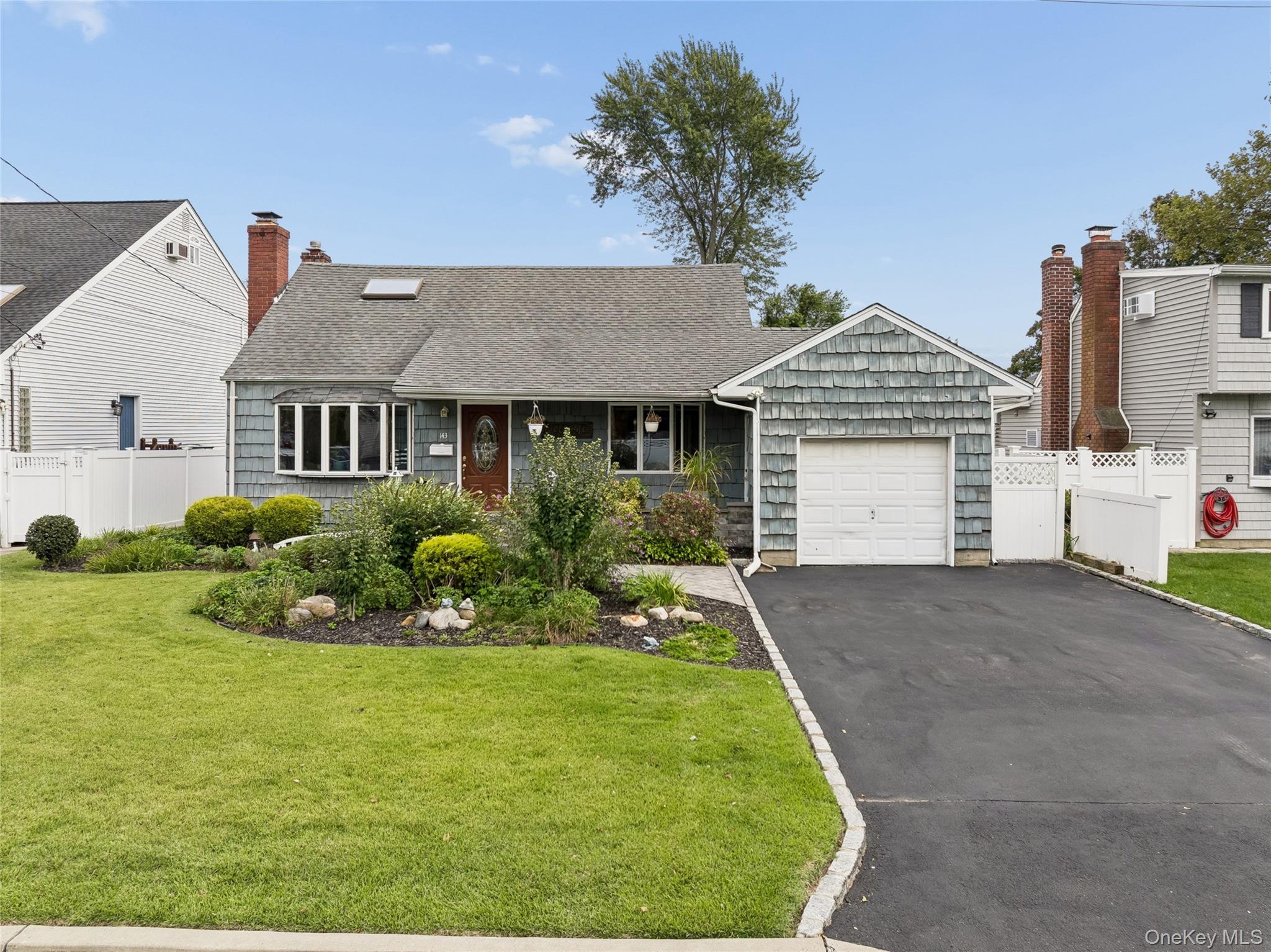 143 Deer Lake Drive – For Sale