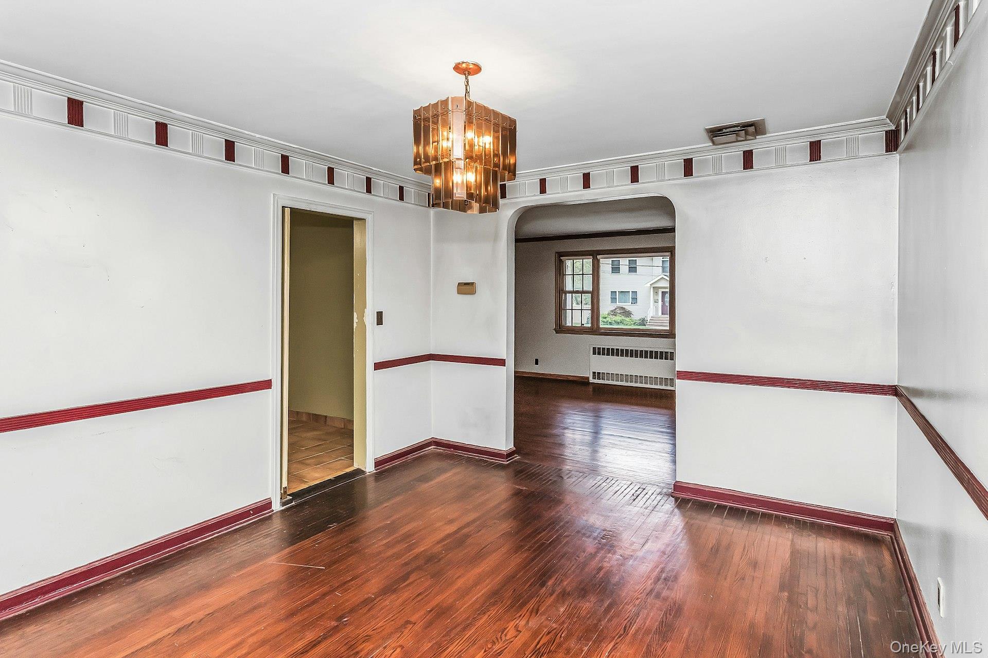 915 Glenwood Road – For Sale photo 9