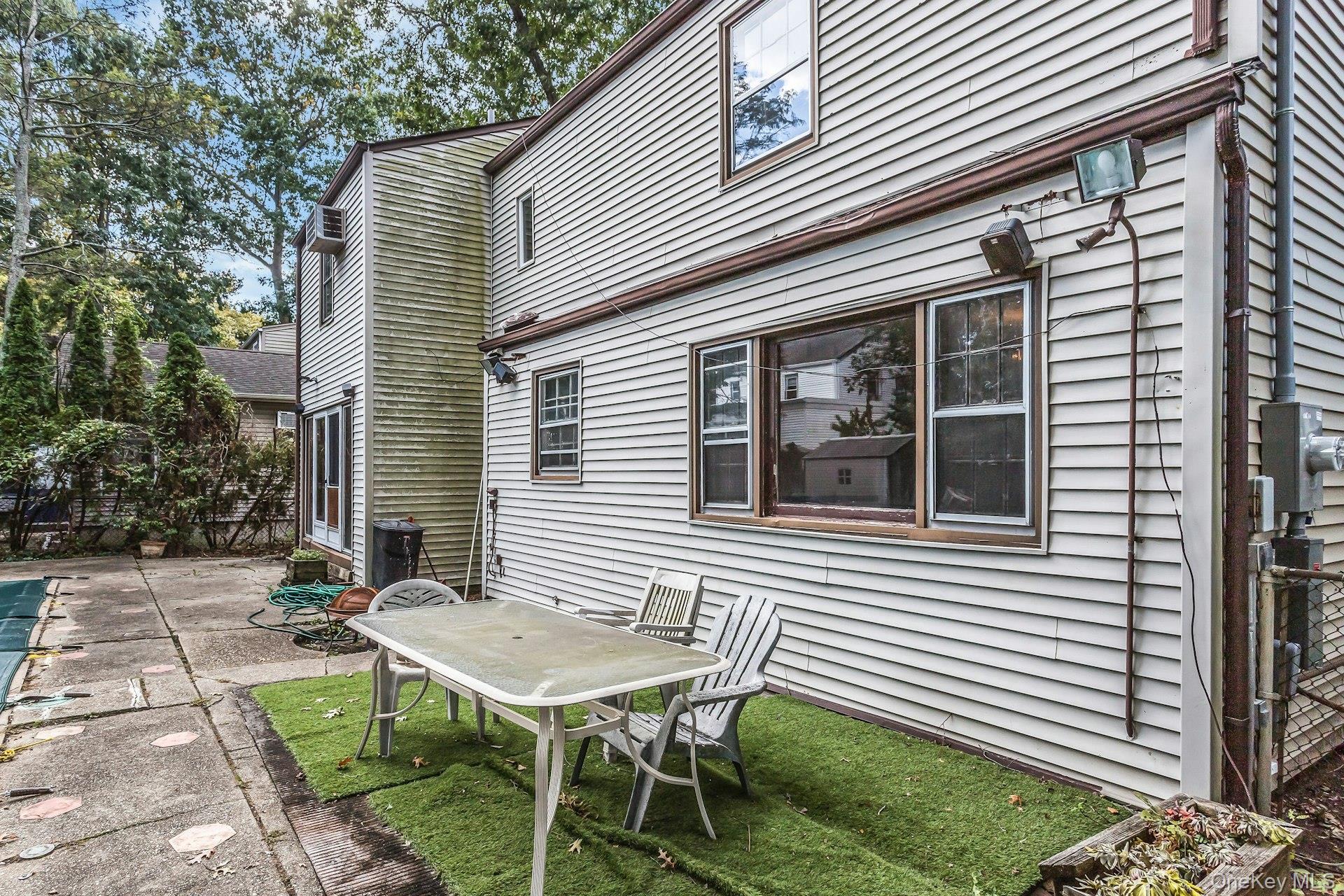 915 Glenwood Road – For Sale photo 26