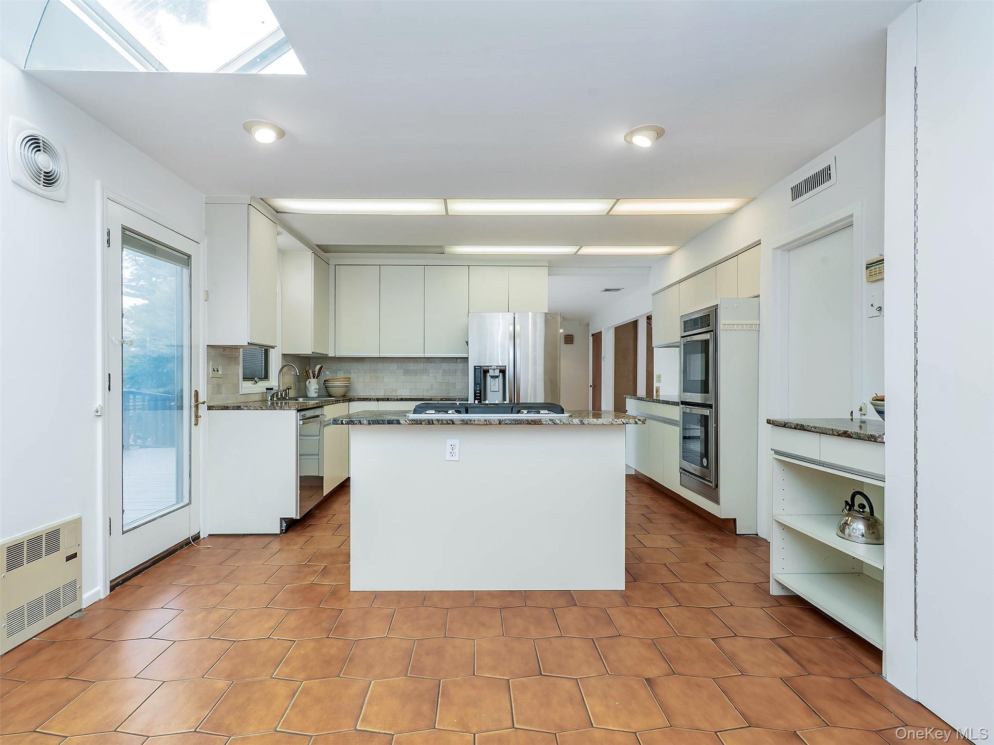 24 Downing Avenue – For Sale photo 16