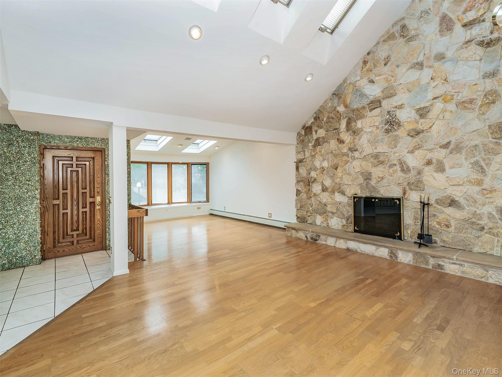 24 Downing Avenue – For Sale photo 4