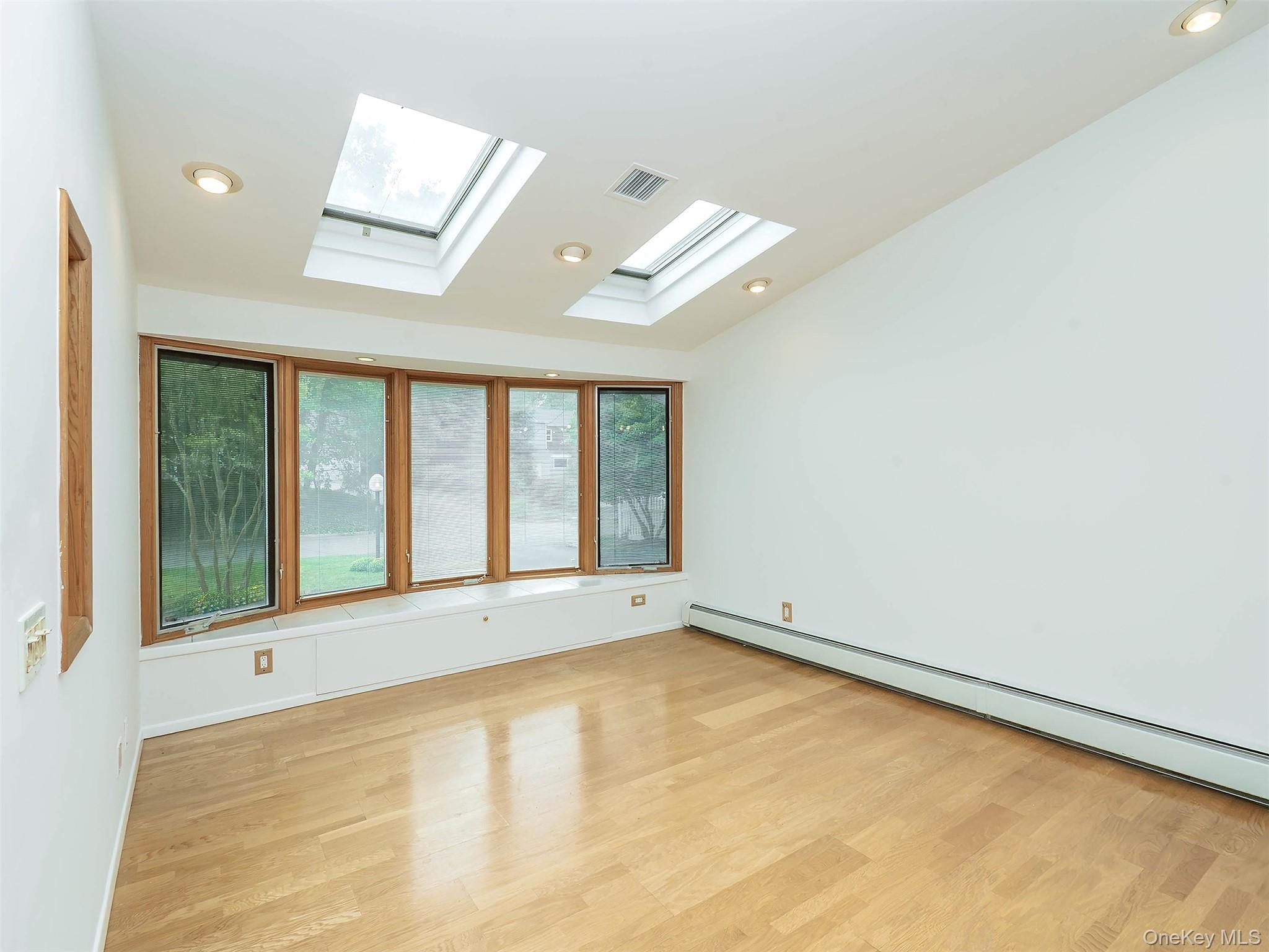 24 Downing Avenue – For Sale photo 9
