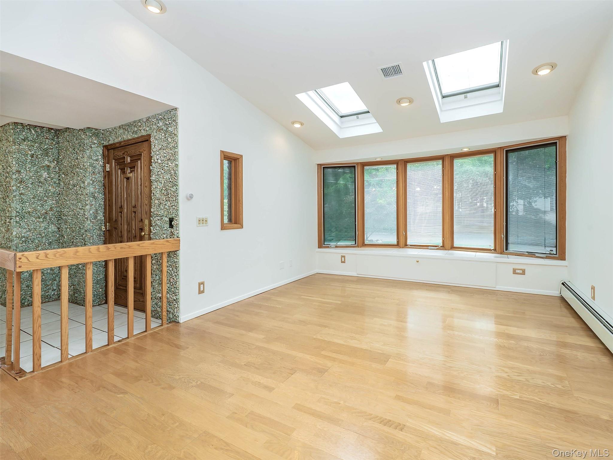 24 Downing Avenue – For Sale photo 8