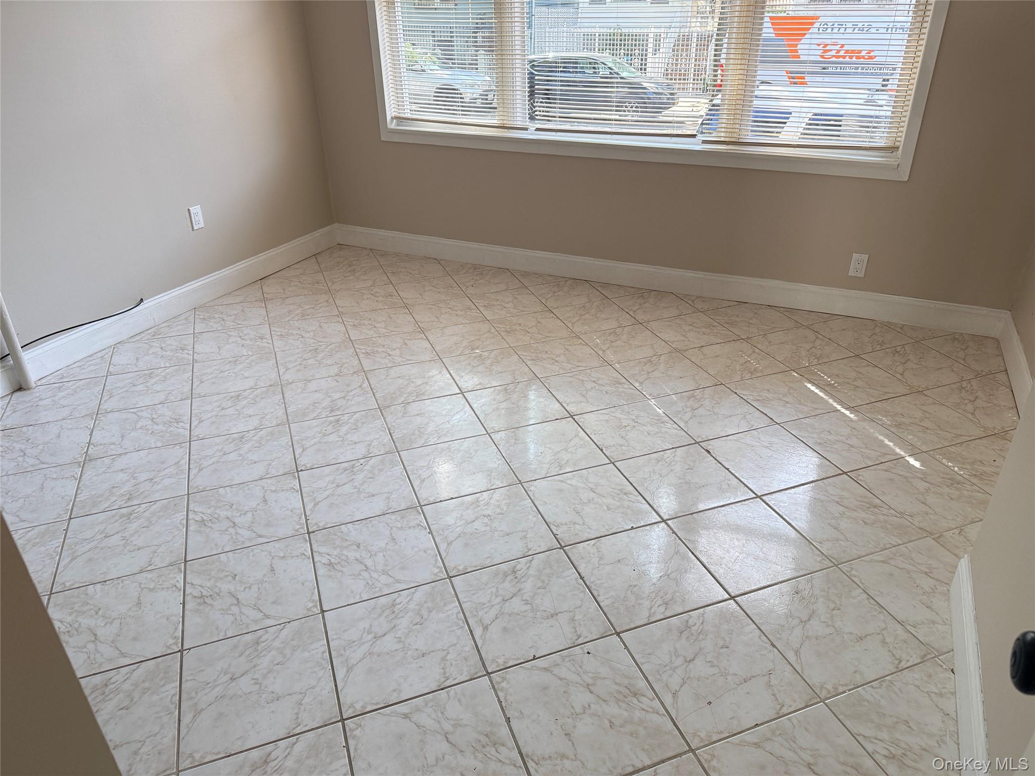 41-39 Benham Street, Unit Apt 1 photo 6