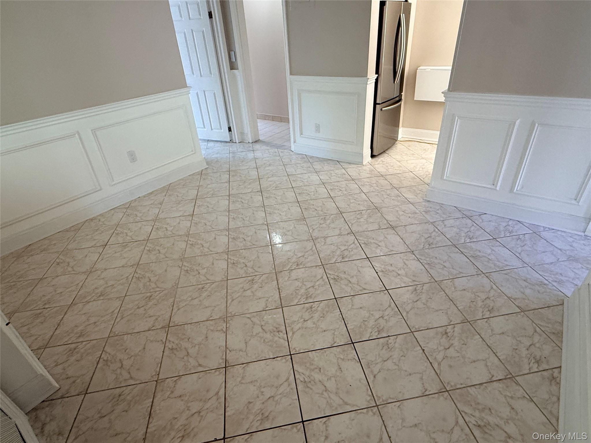 41-39 Benham Street, Unit Apt 1 photo 23