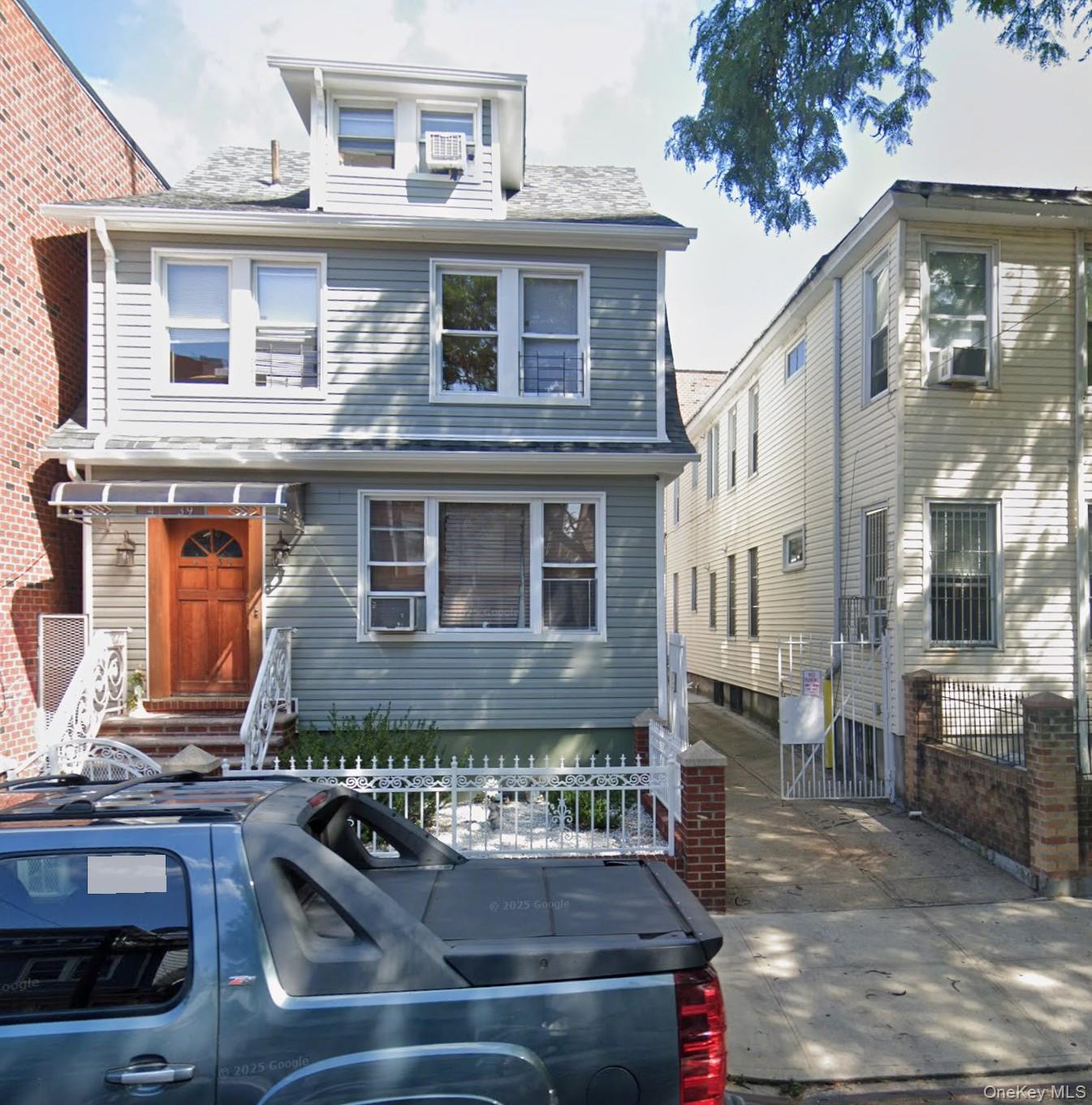 41-39 Benham Street, Unit Apt 1