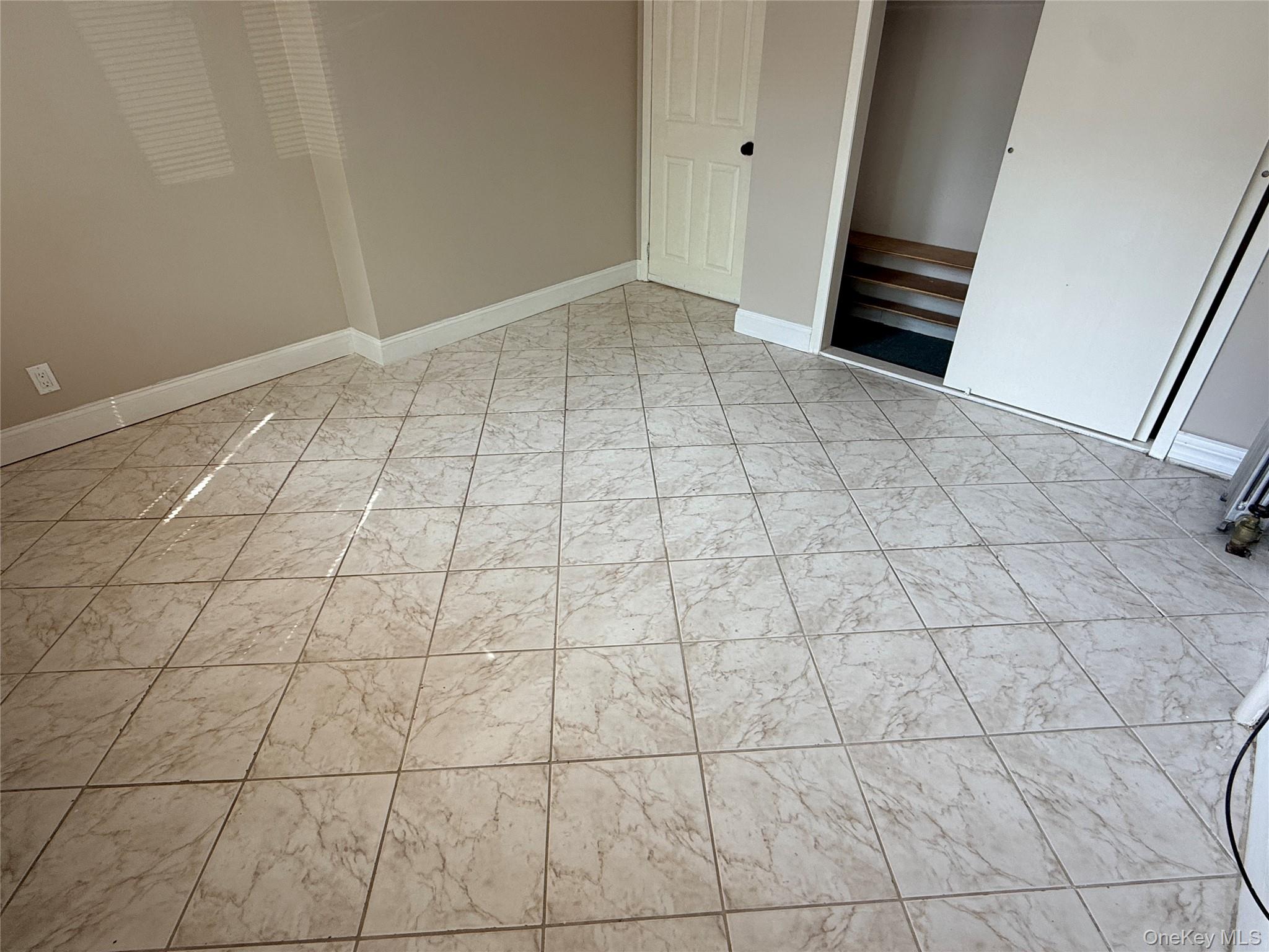 41-39 Benham Street, Unit Apt 1 photo 15