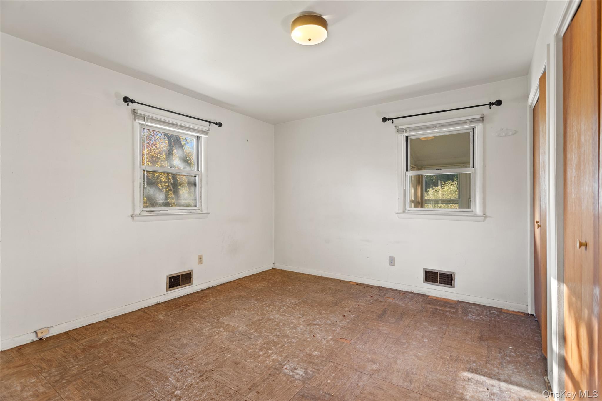 180 Bradford Avenue – For Sale photo 27