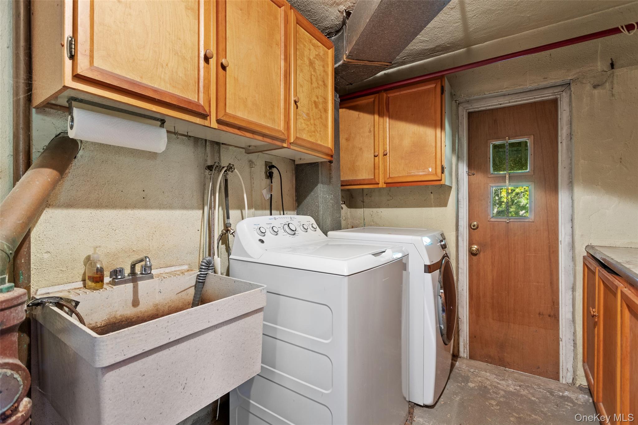 180 Bradford Avenue – For Sale photo 32