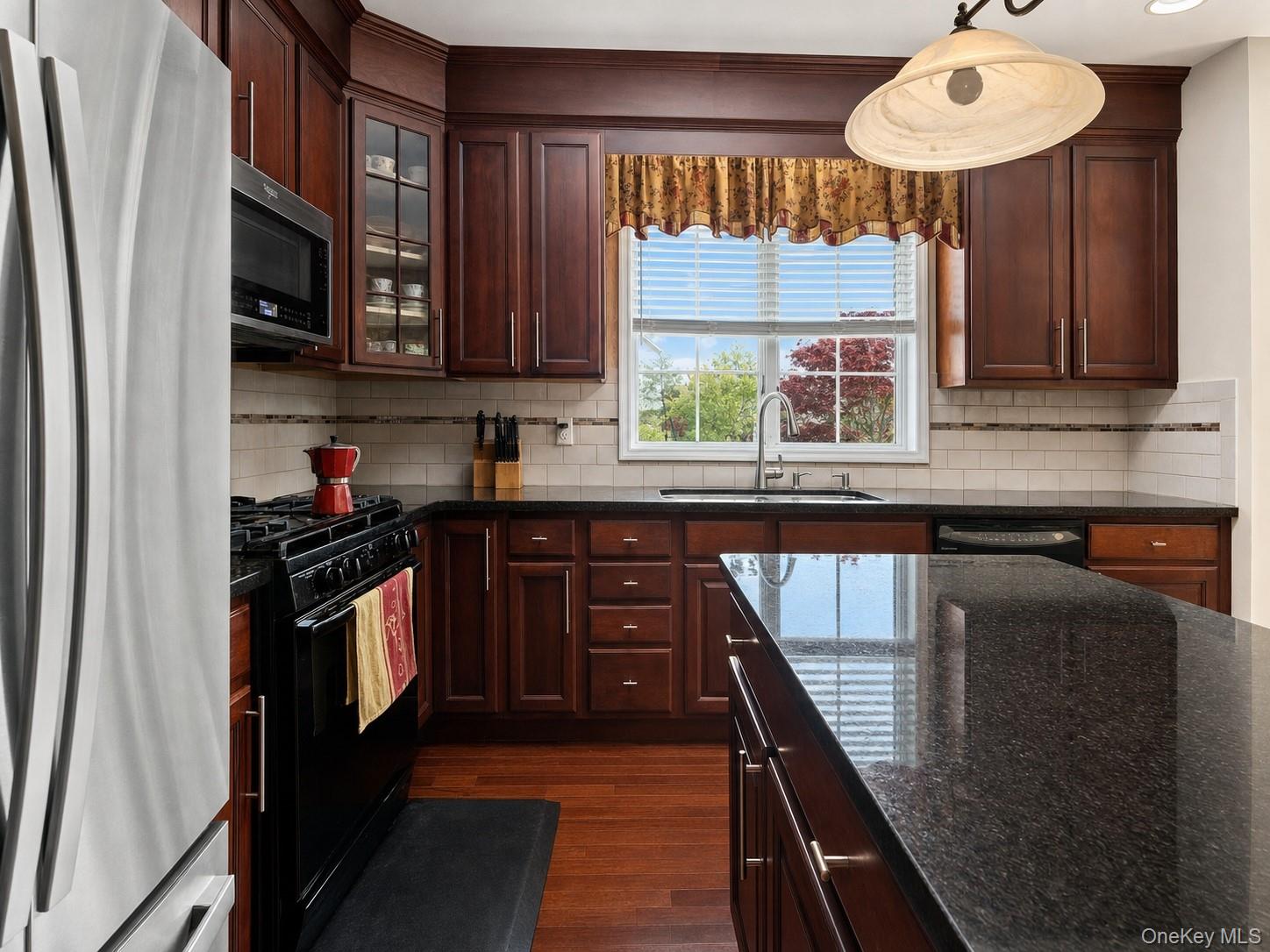 84 Mansion Ridge Boulevard – For Sale photo 20