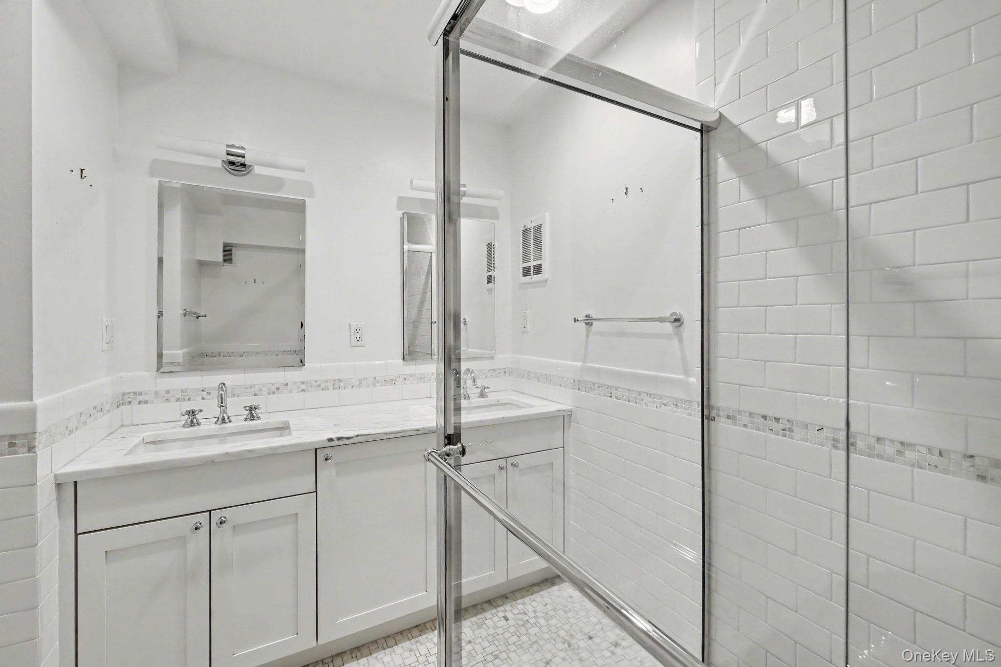 720 Milton Road, Unit N4E photo 20