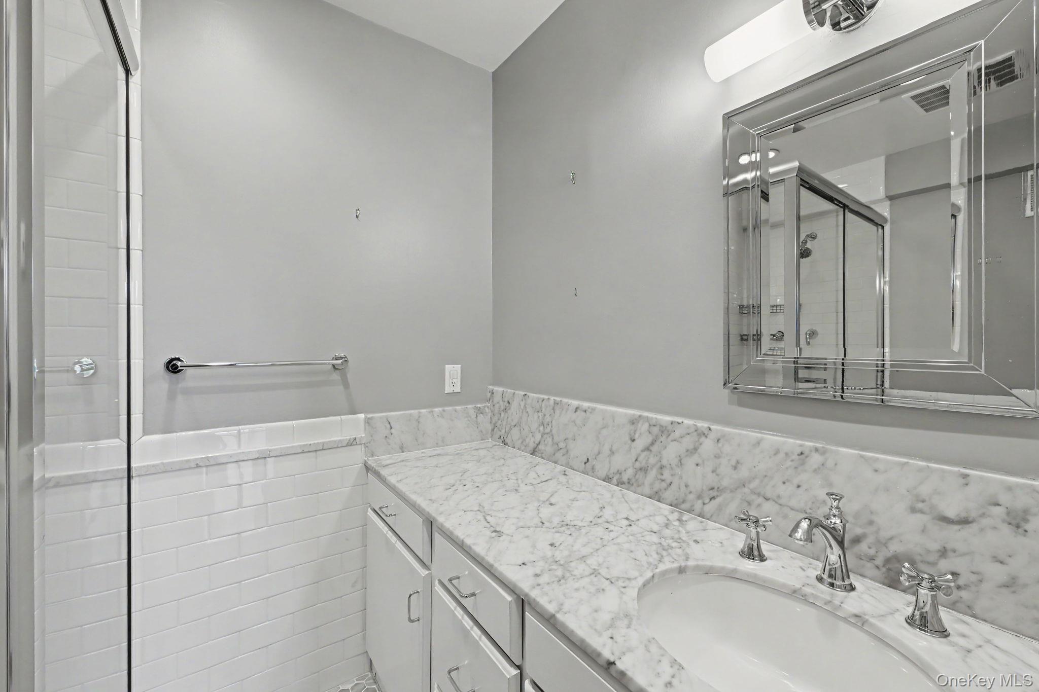 720 Milton Road, Unit N4E photo 28