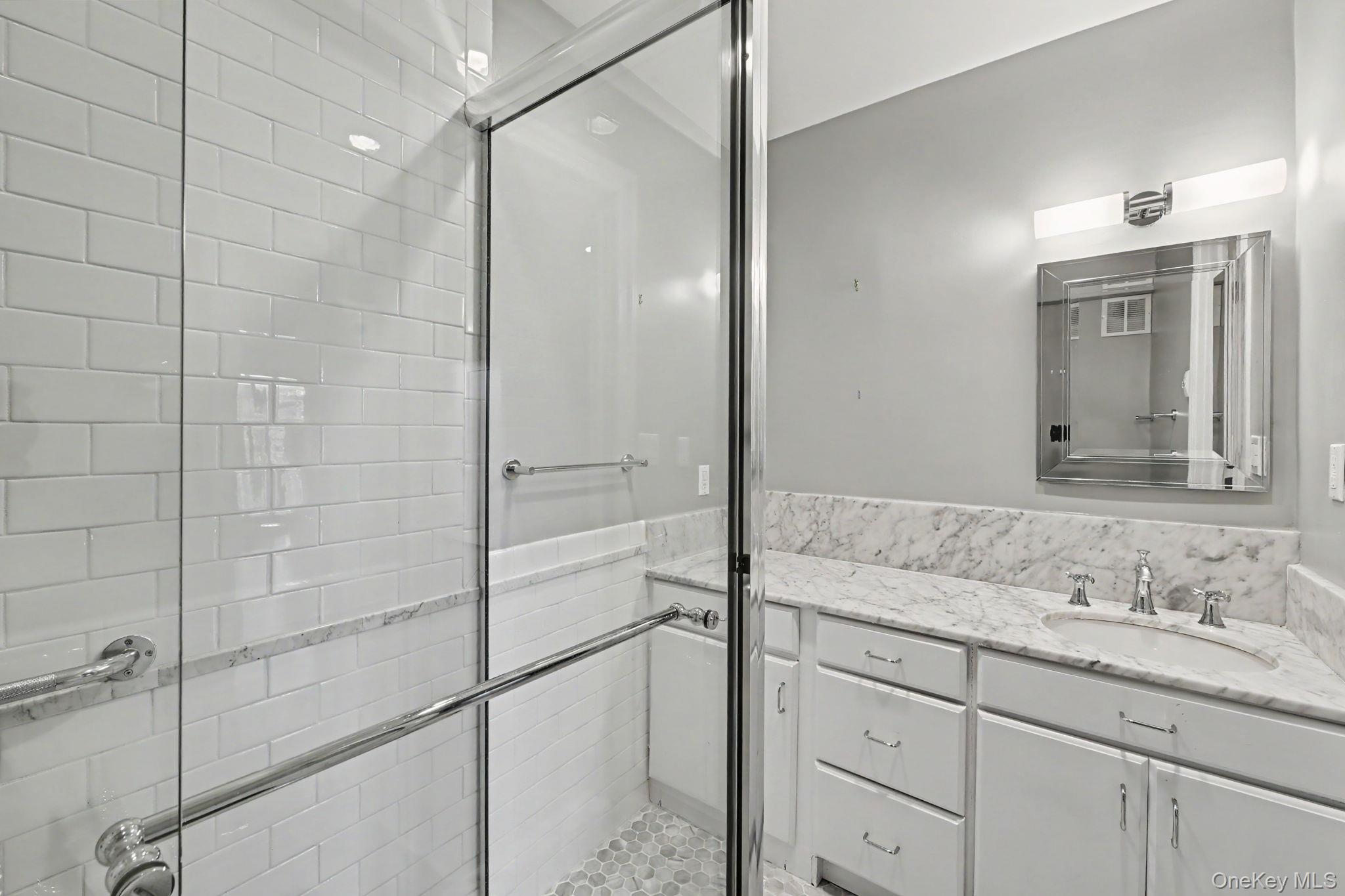 720 Milton Road, Unit N4E photo 26