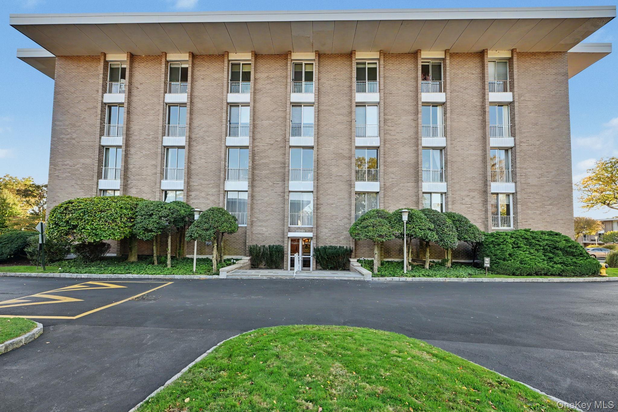720 Milton Road, Unit N4E photo 35
