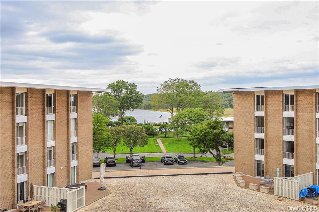 720 Milton Road, Unit N4E photo 30